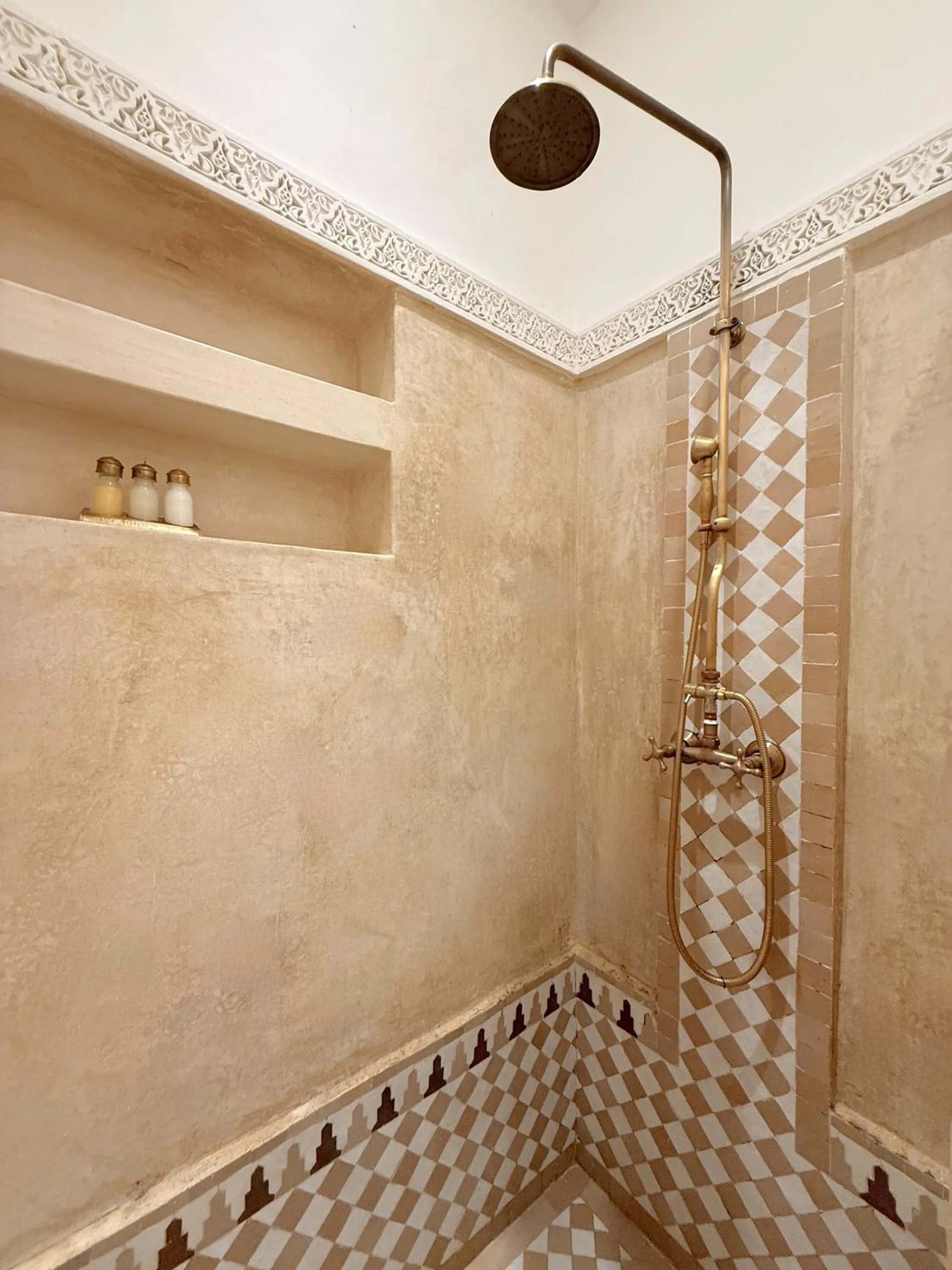 Riad Jalina