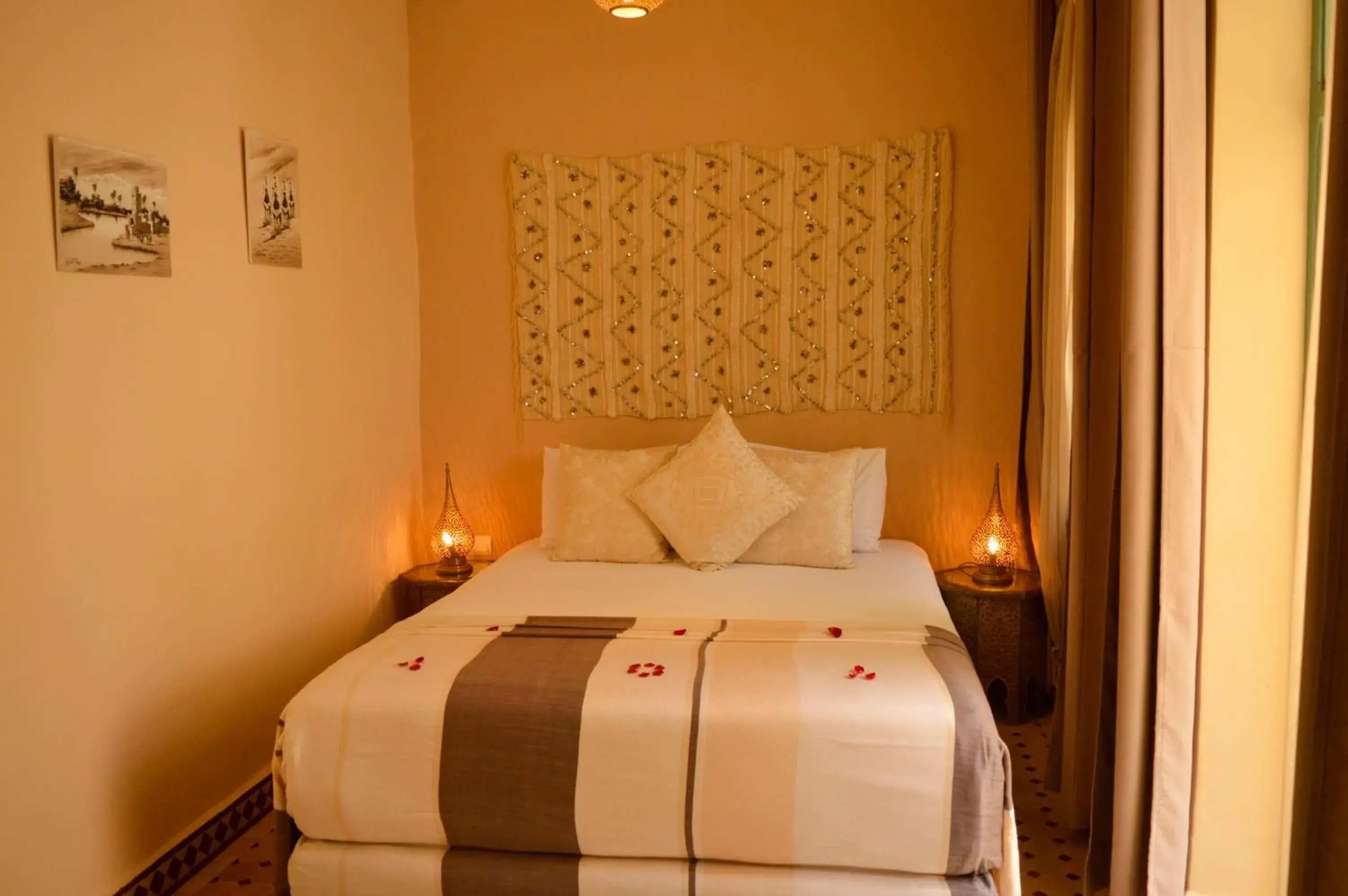 Bed in Riad Jalina Bed in Riad Jalina