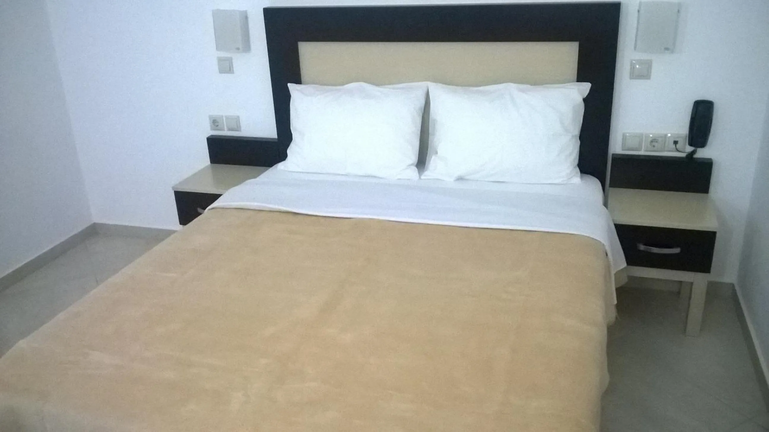 Double Room in Hotel Dellis