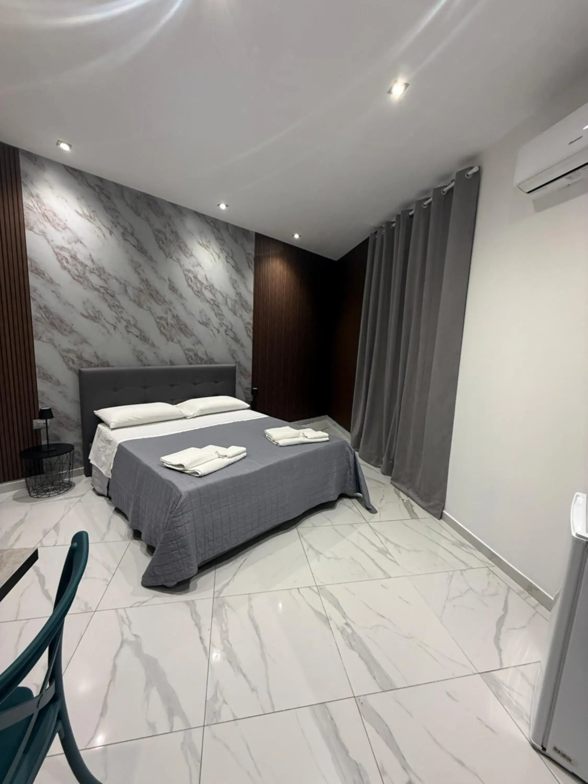 Double Room with Private Bathroom in Fly Home 2 Double Room with Private Bathroom in Fly Home 2