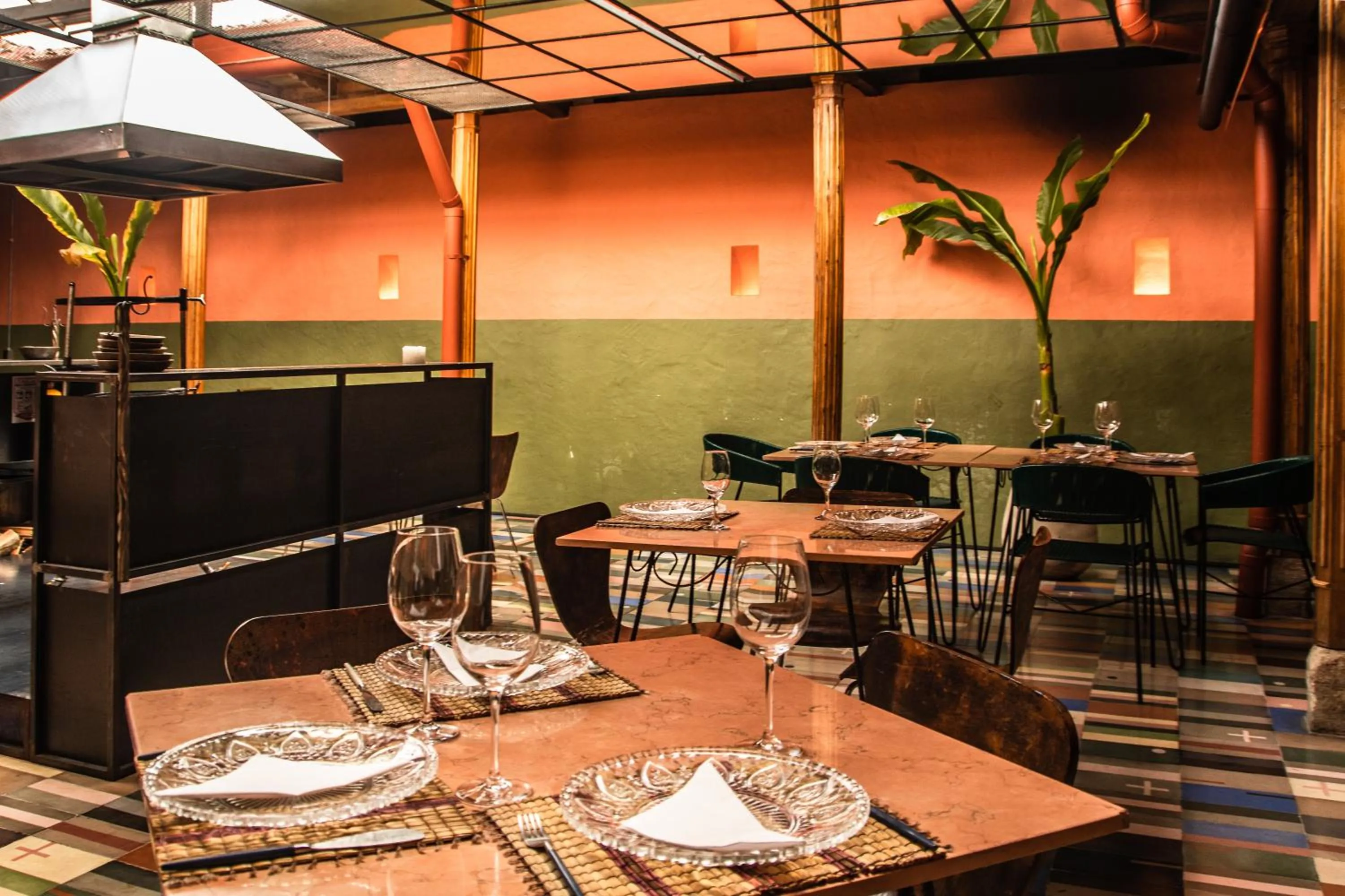 Restaurant/places to eat in Hotel Dios