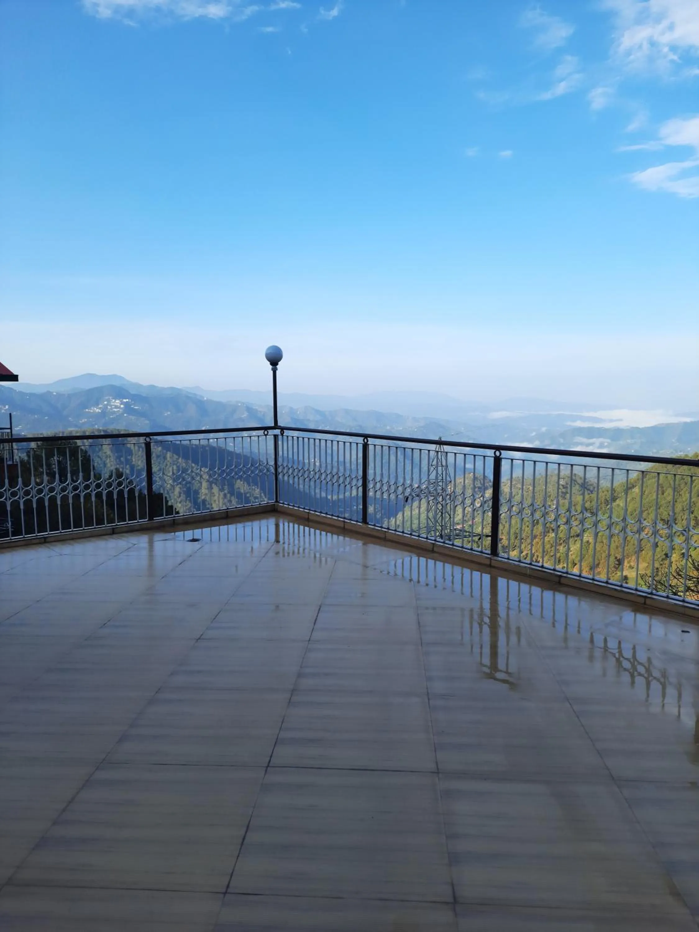 Mountain view in Om Niwas Homestay