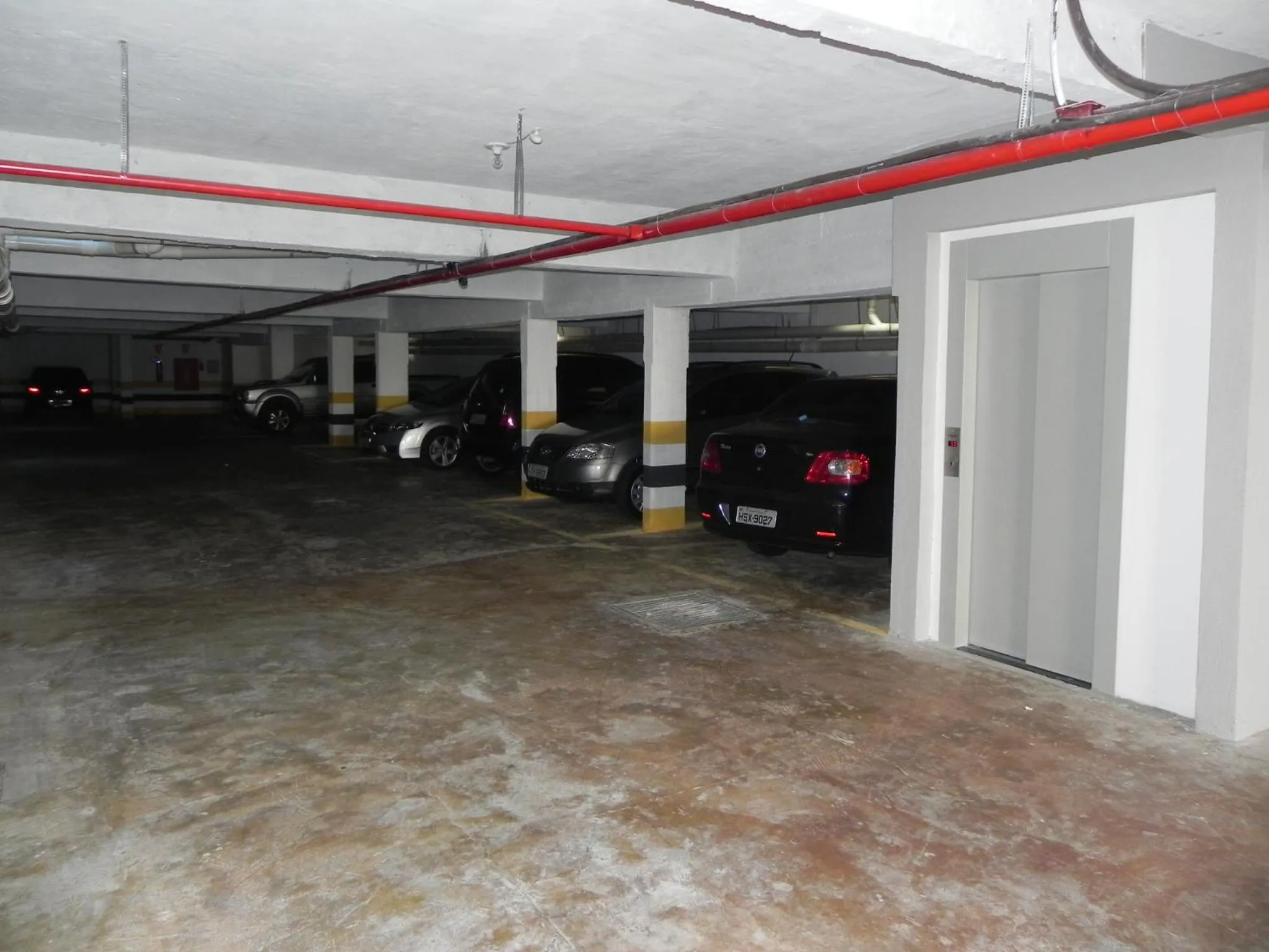 Parking in Cerrado Hotel LTDA