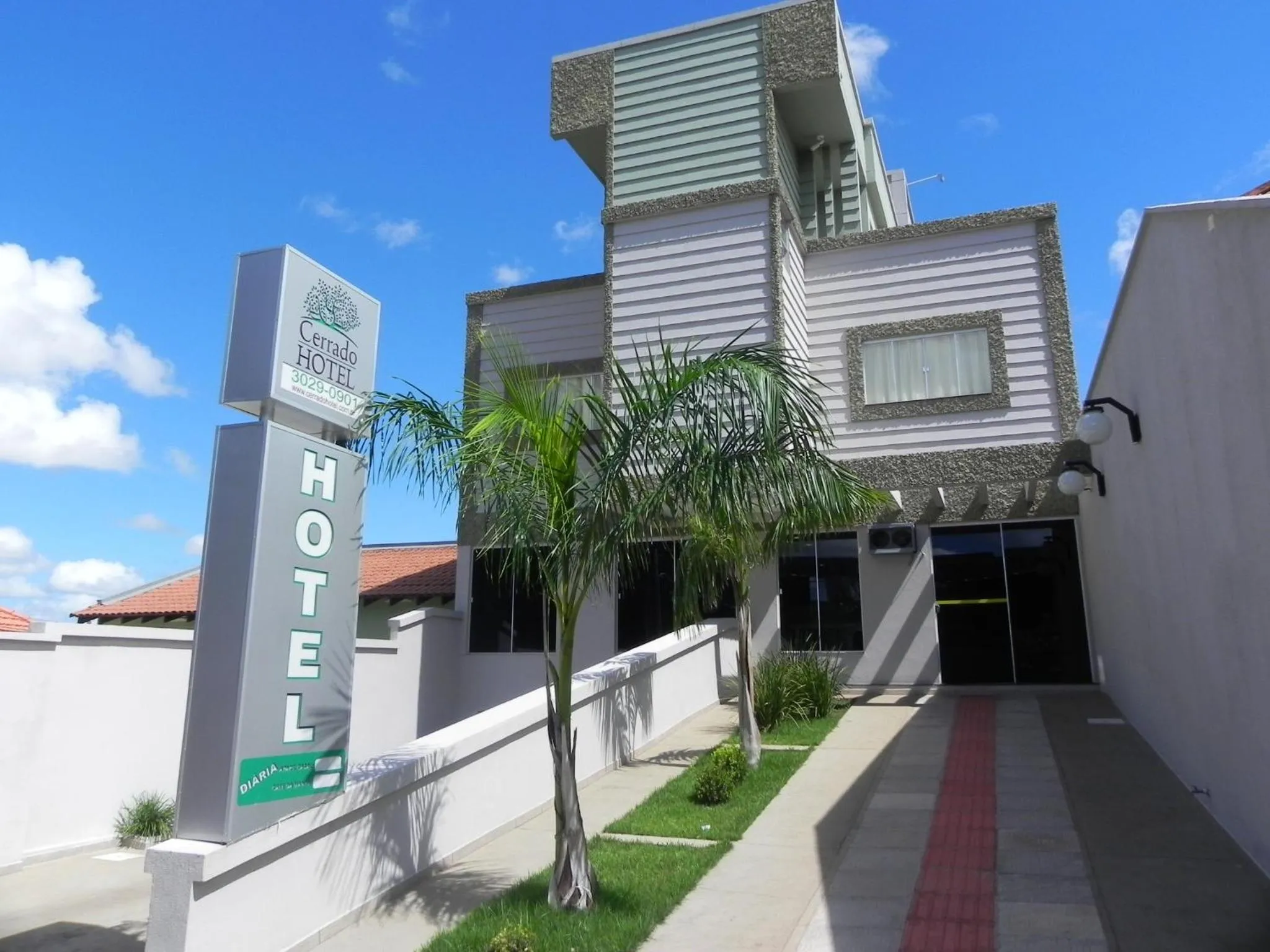 Facade/entrance in Cerrado Hotel LTDA