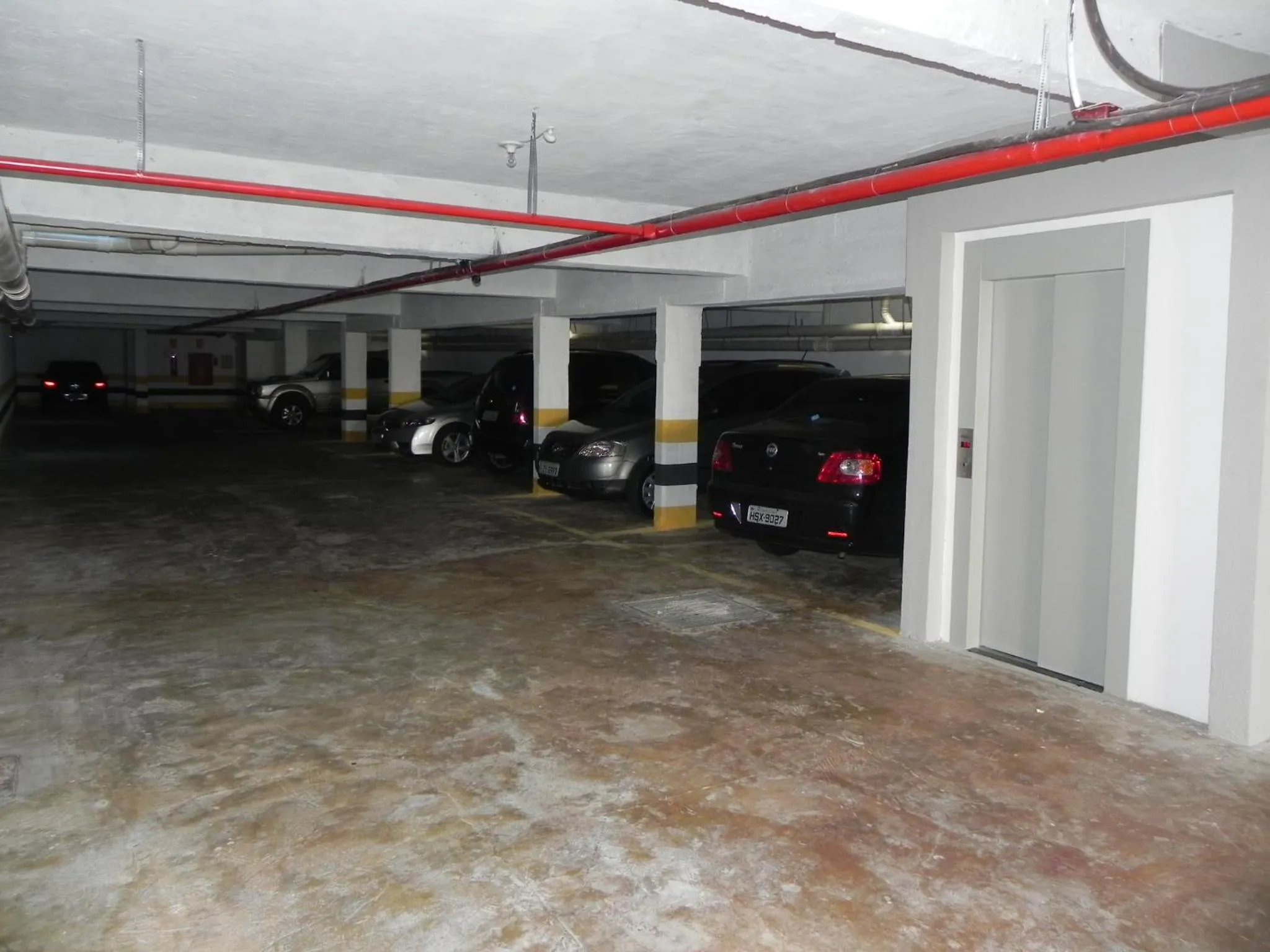 Parking in Cerrado Hotel LTDA