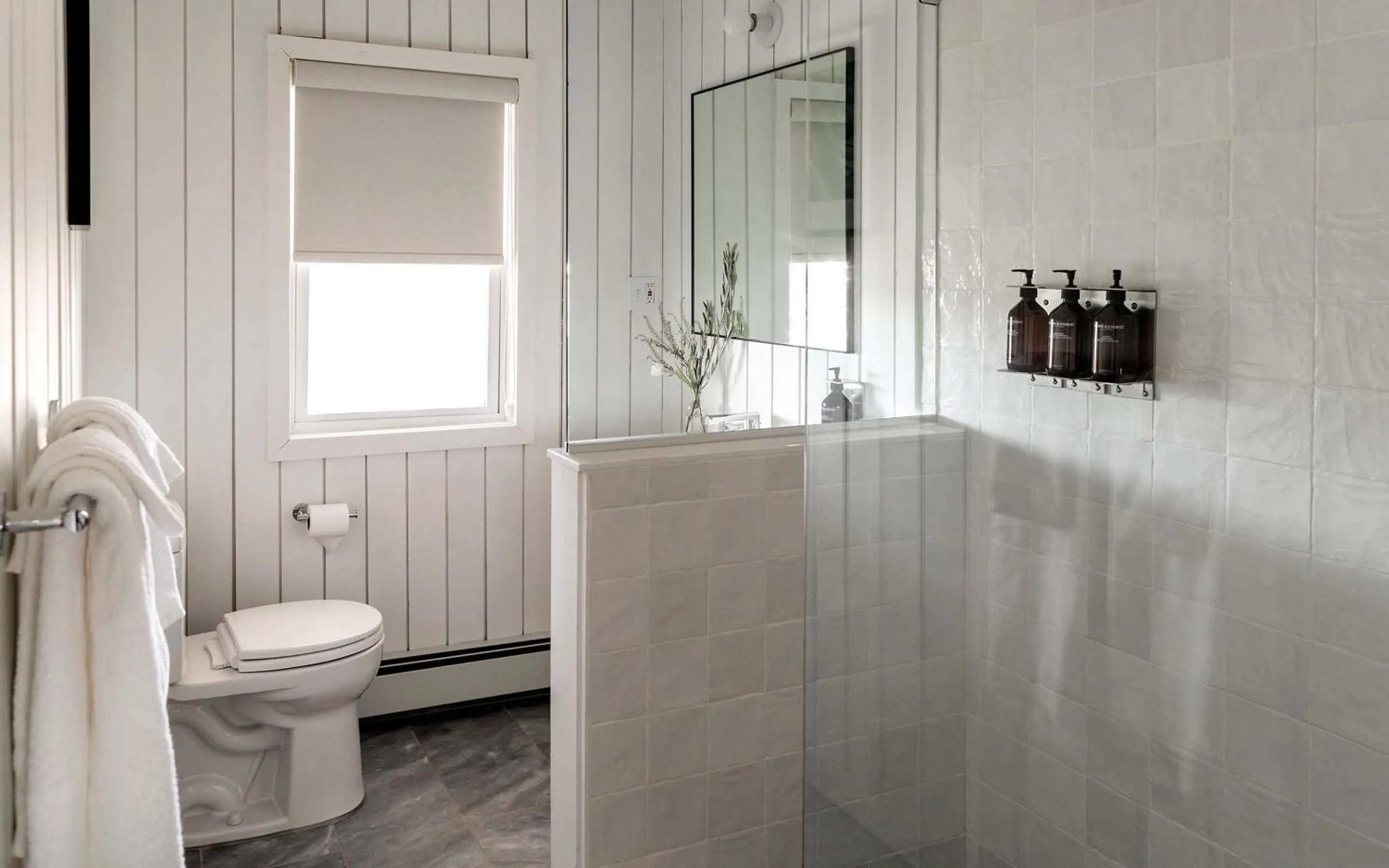 Bathroom in The Bentley Inn