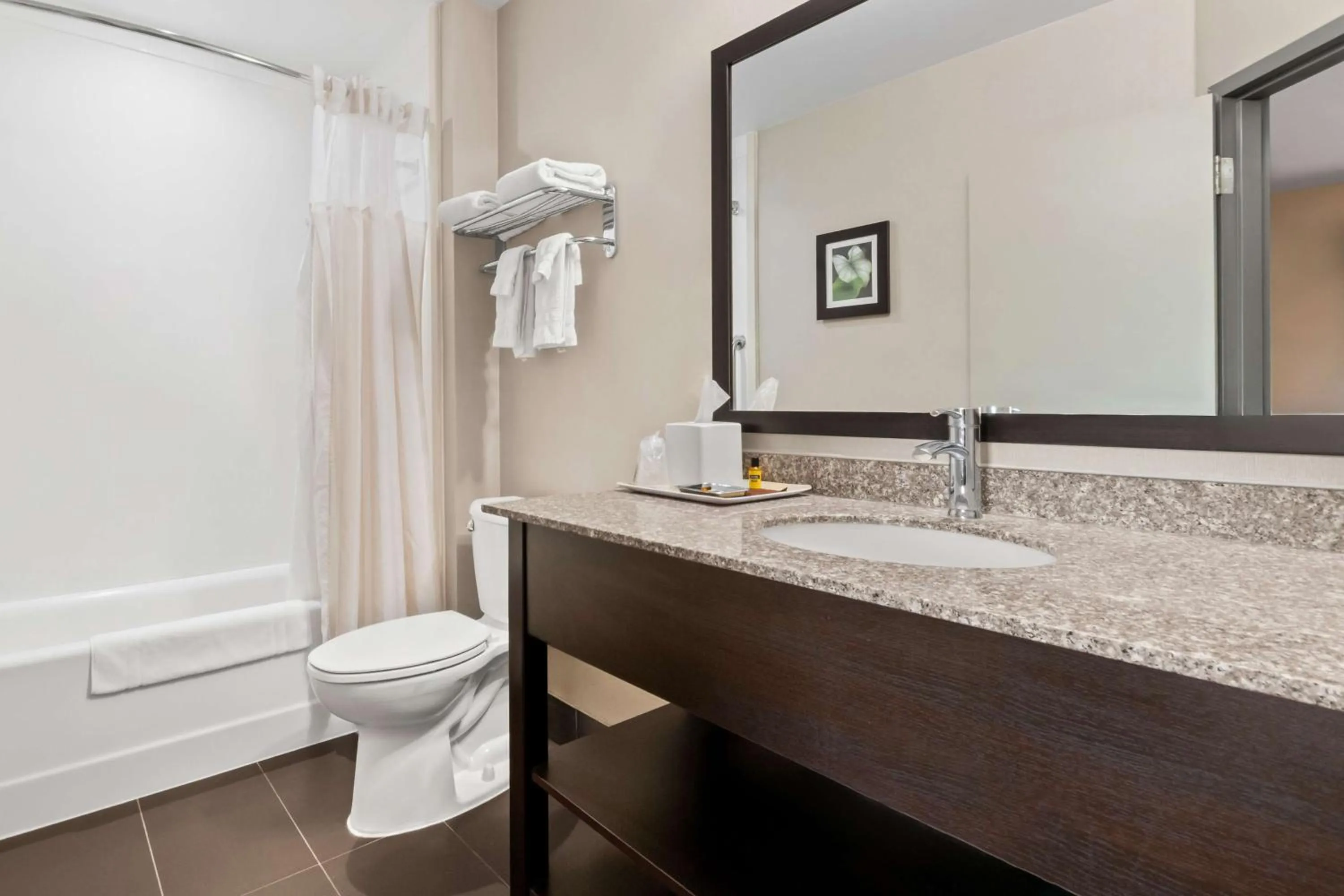 Bathroom in Best Western Plus Fergus Hotel