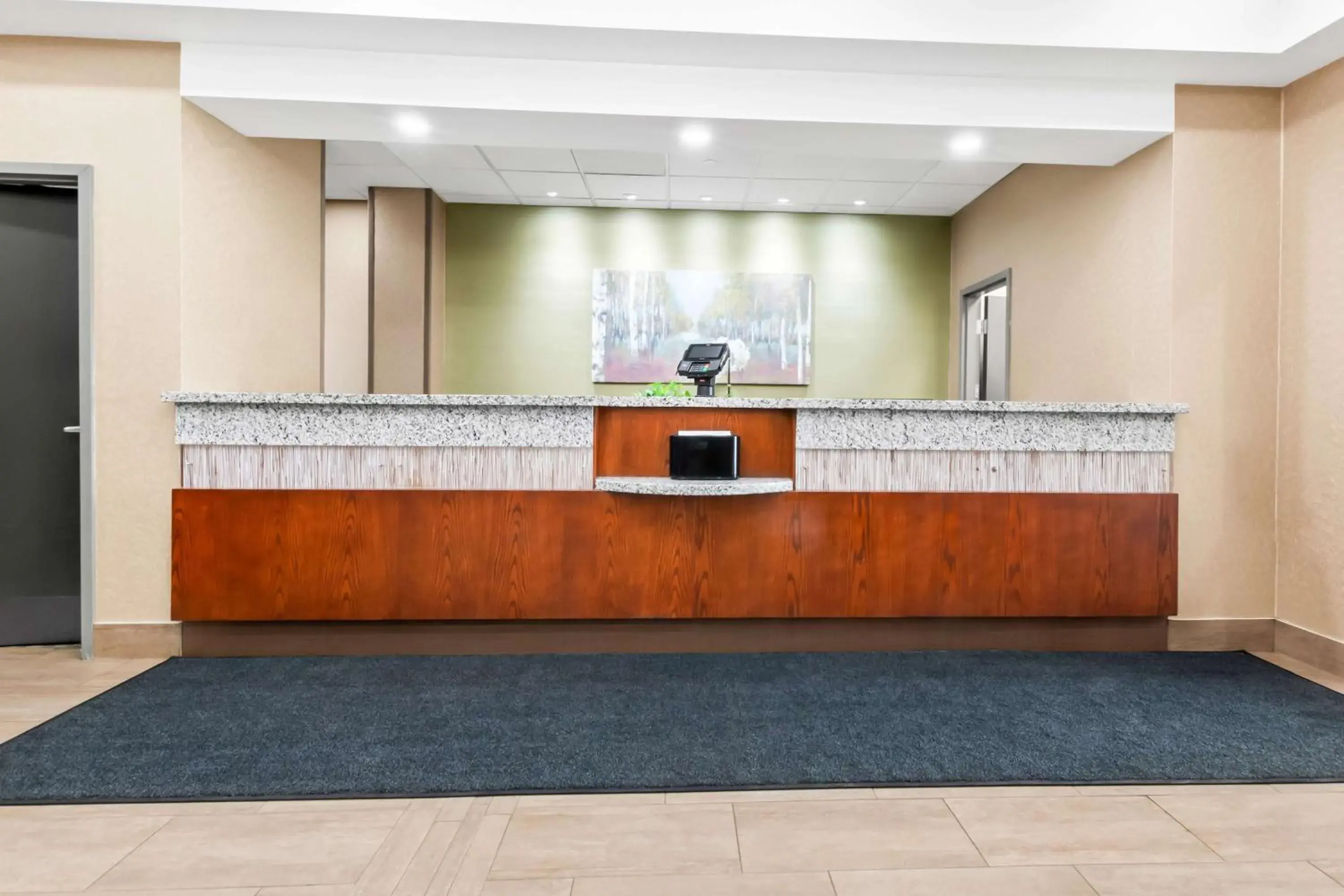 Lobby or reception in Best Western Plus Fergus Hotel Lobby or reception in Best Western Plus Fergus Hotel