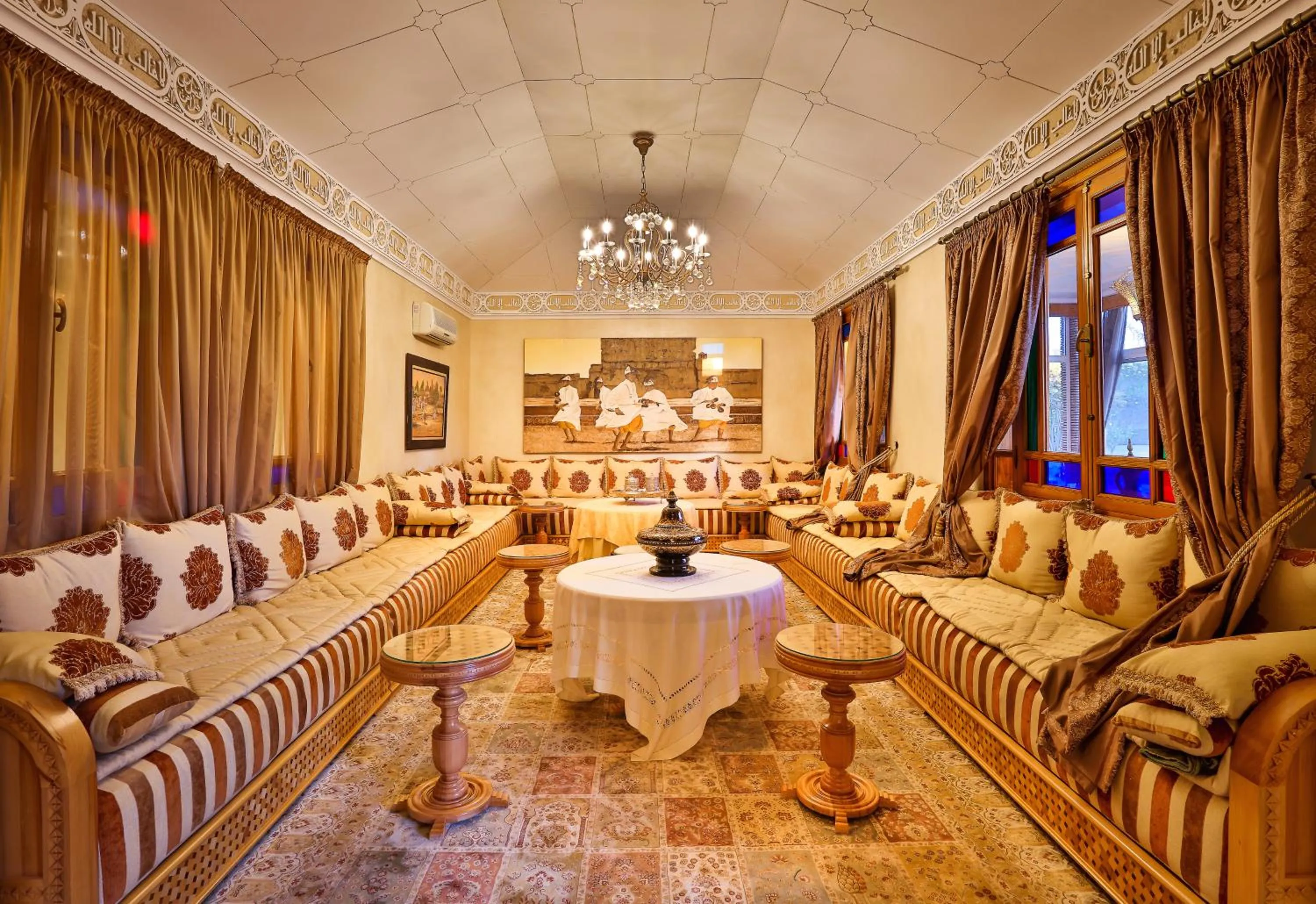 Communal lounge/ TV room in Palais Amador