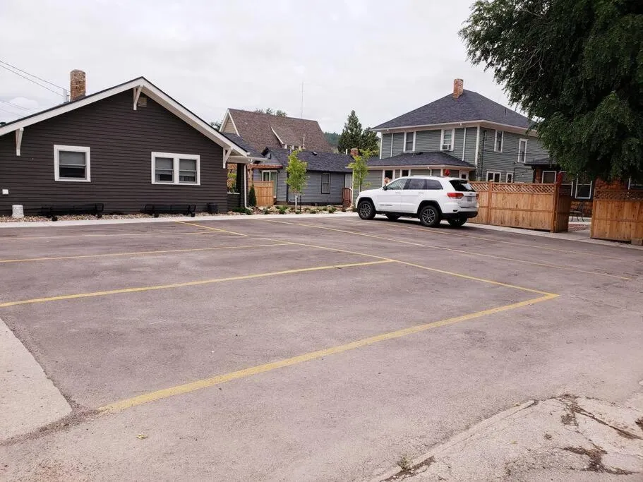 Cozy 2 BDRM Vacation Rental - 1 Mile to Dtwn Rapid City