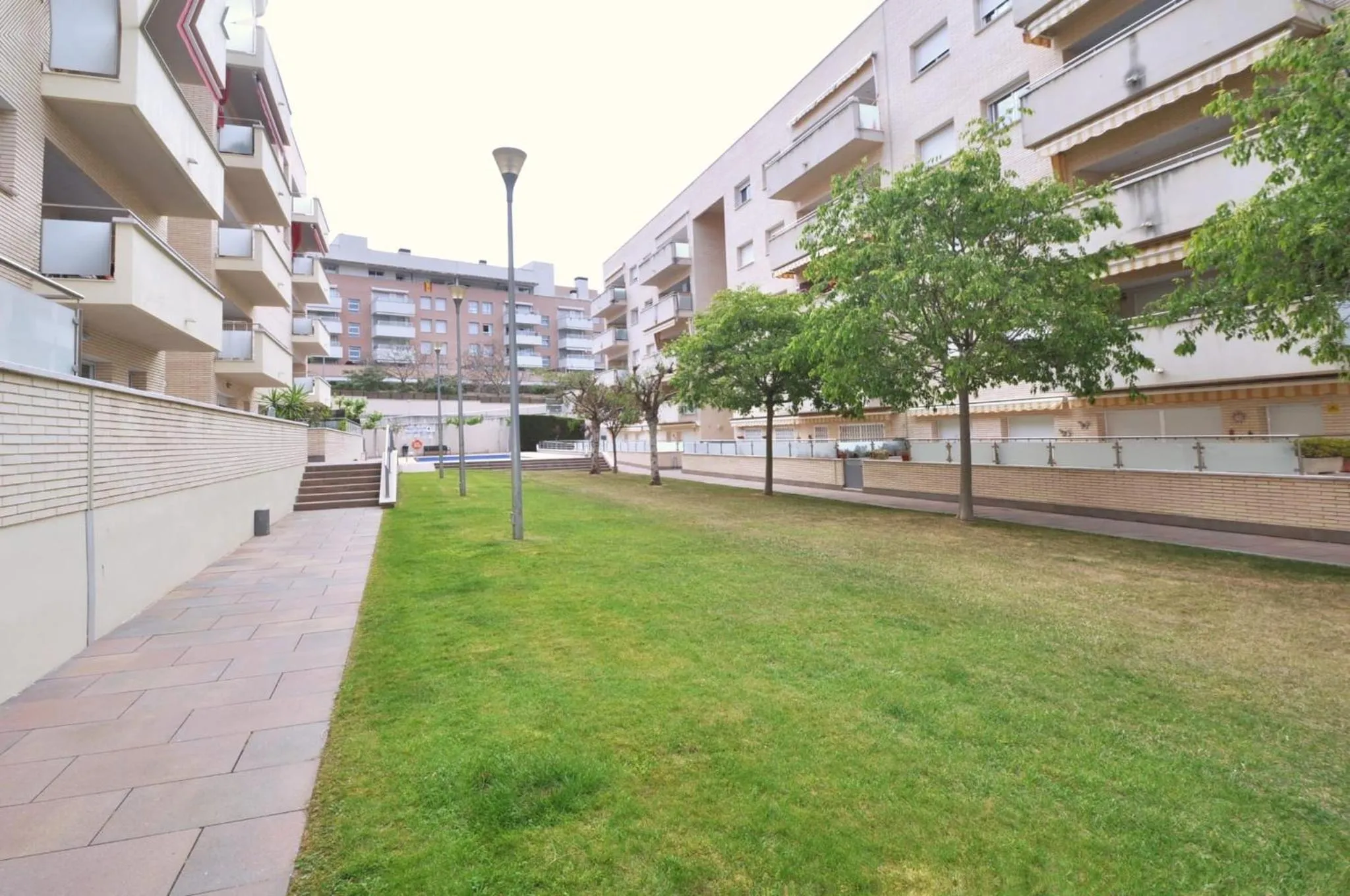 Property building in Santa Clotilde