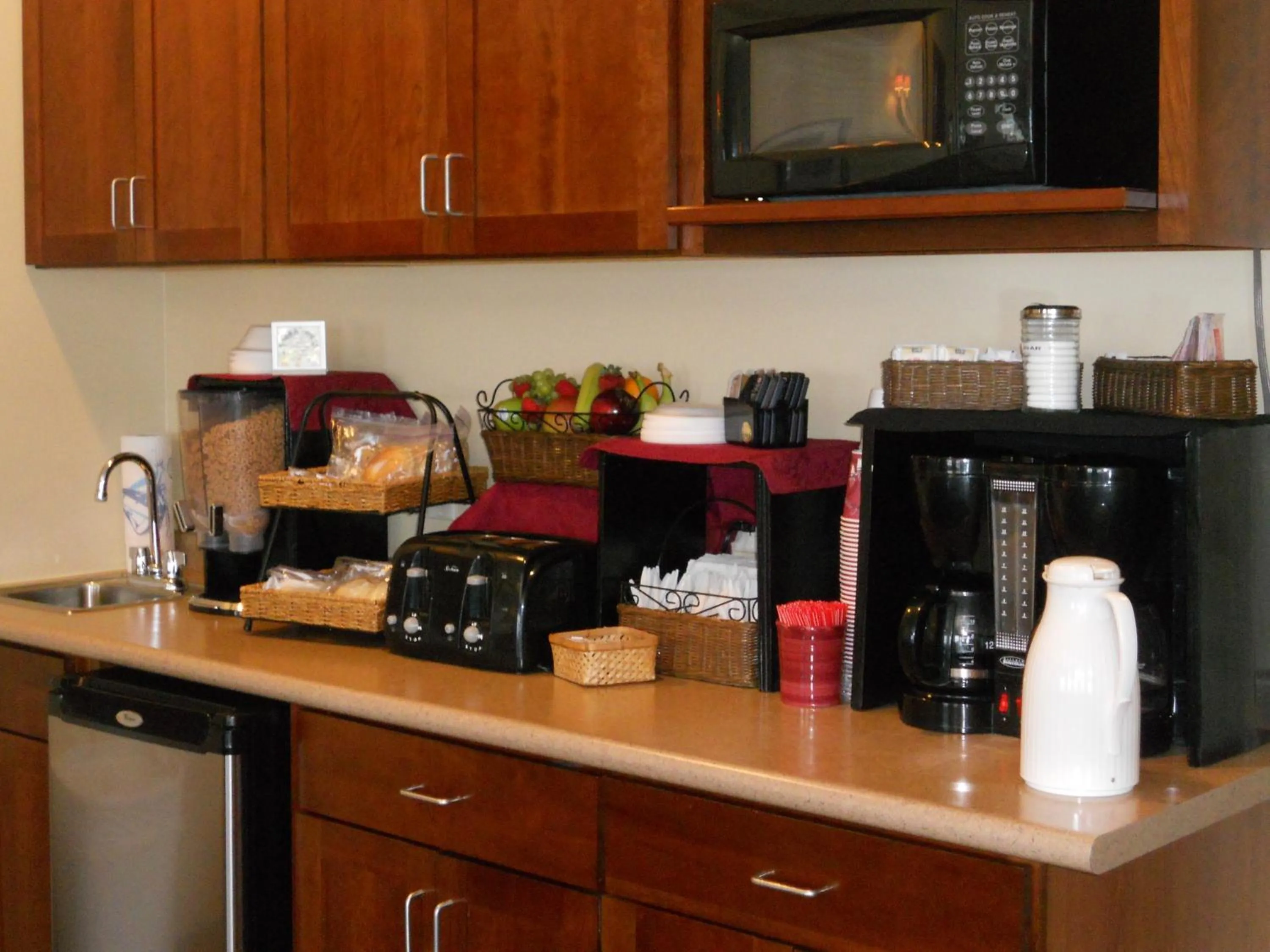 Dining area in Sandhills Guest House Motel