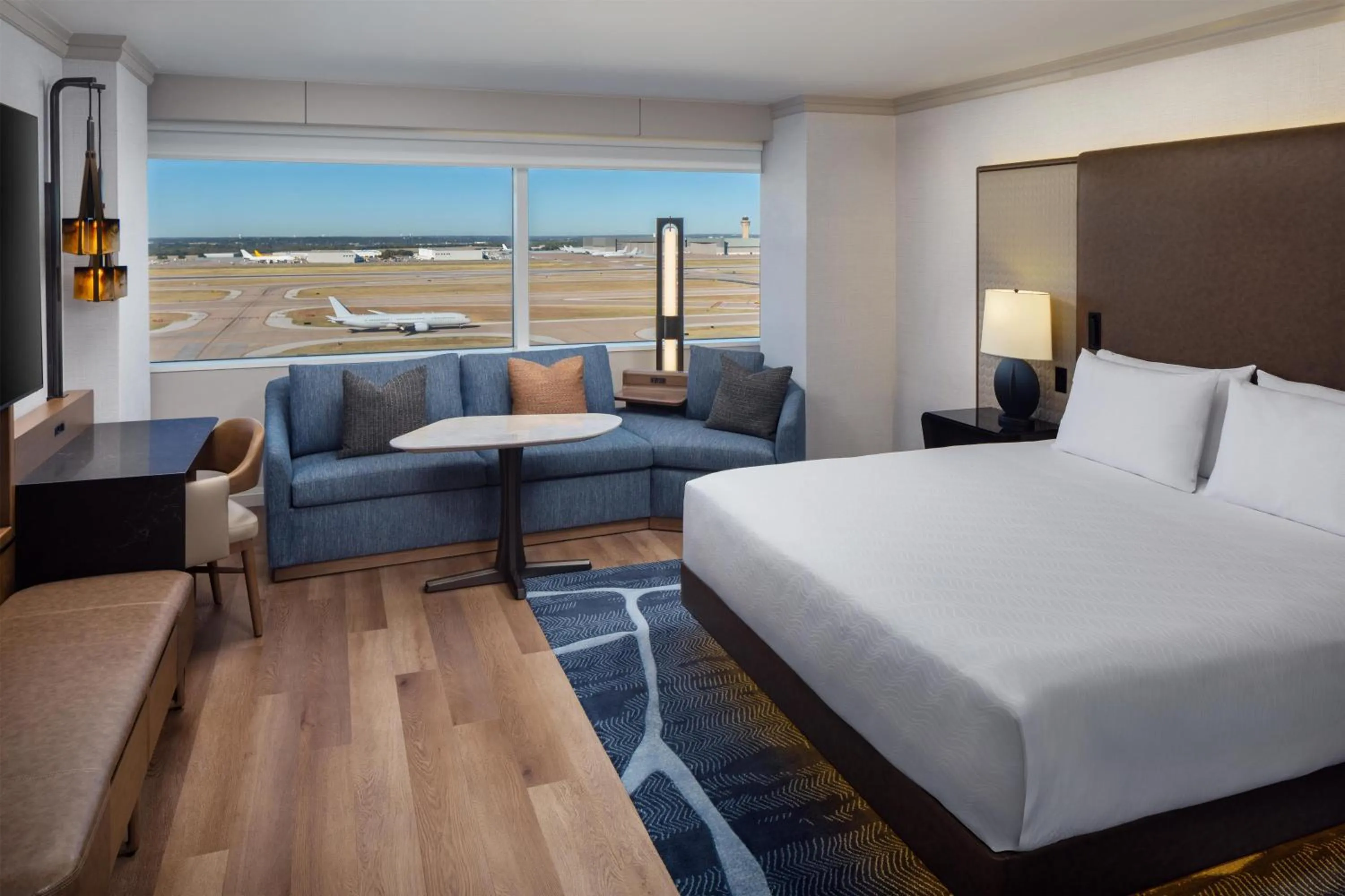 Bedroom, Bed in Grand Hyatt DFW Airport