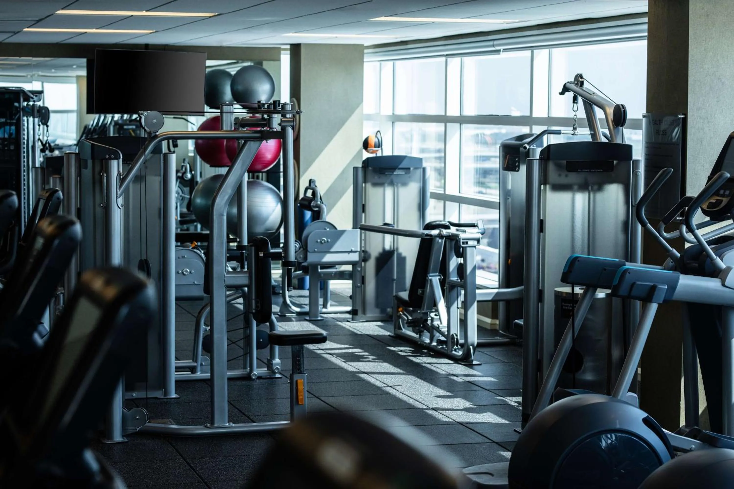 Fitness centre/facilities in Grand Hyatt DFW Airport