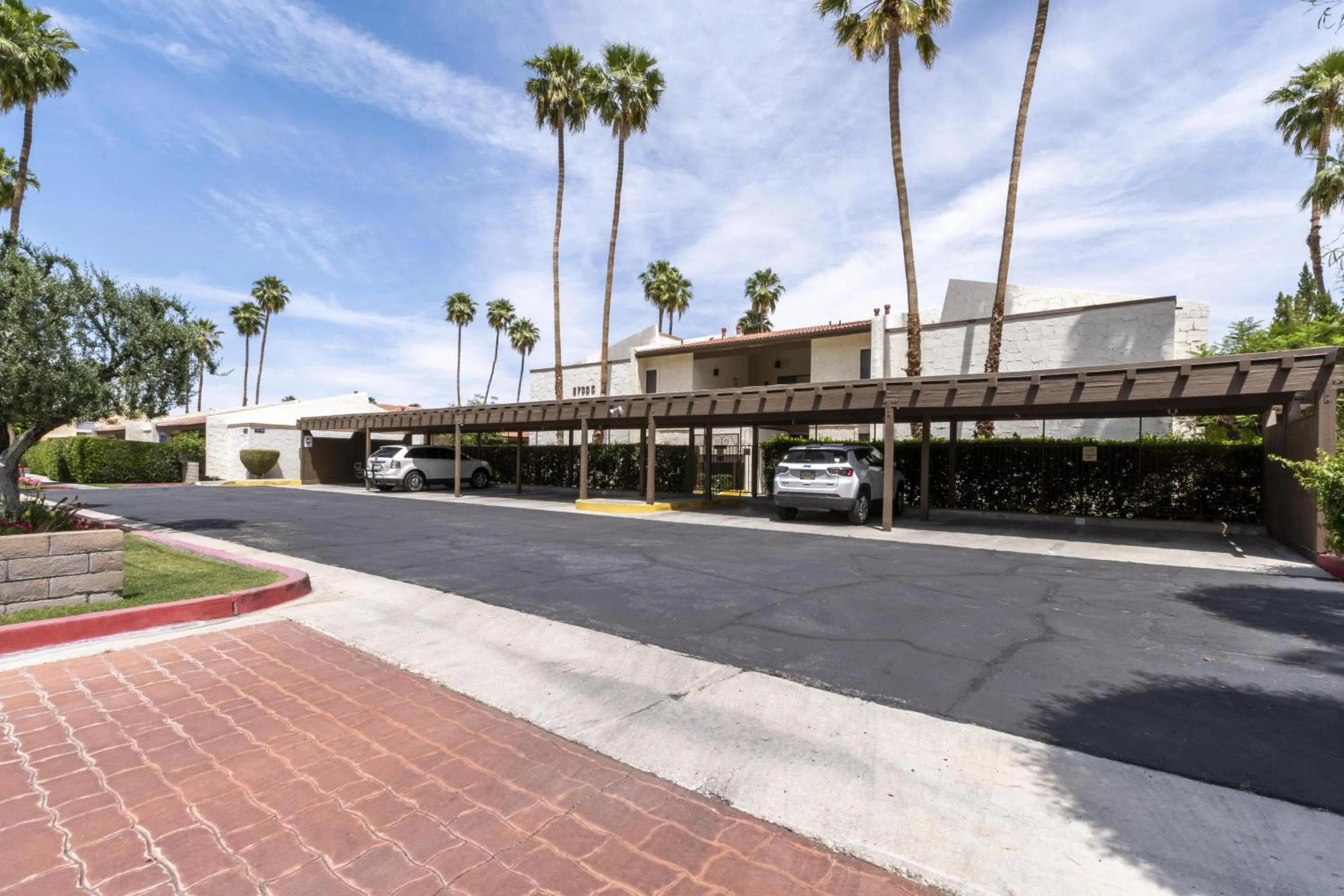 Parking in Casitas del Monte