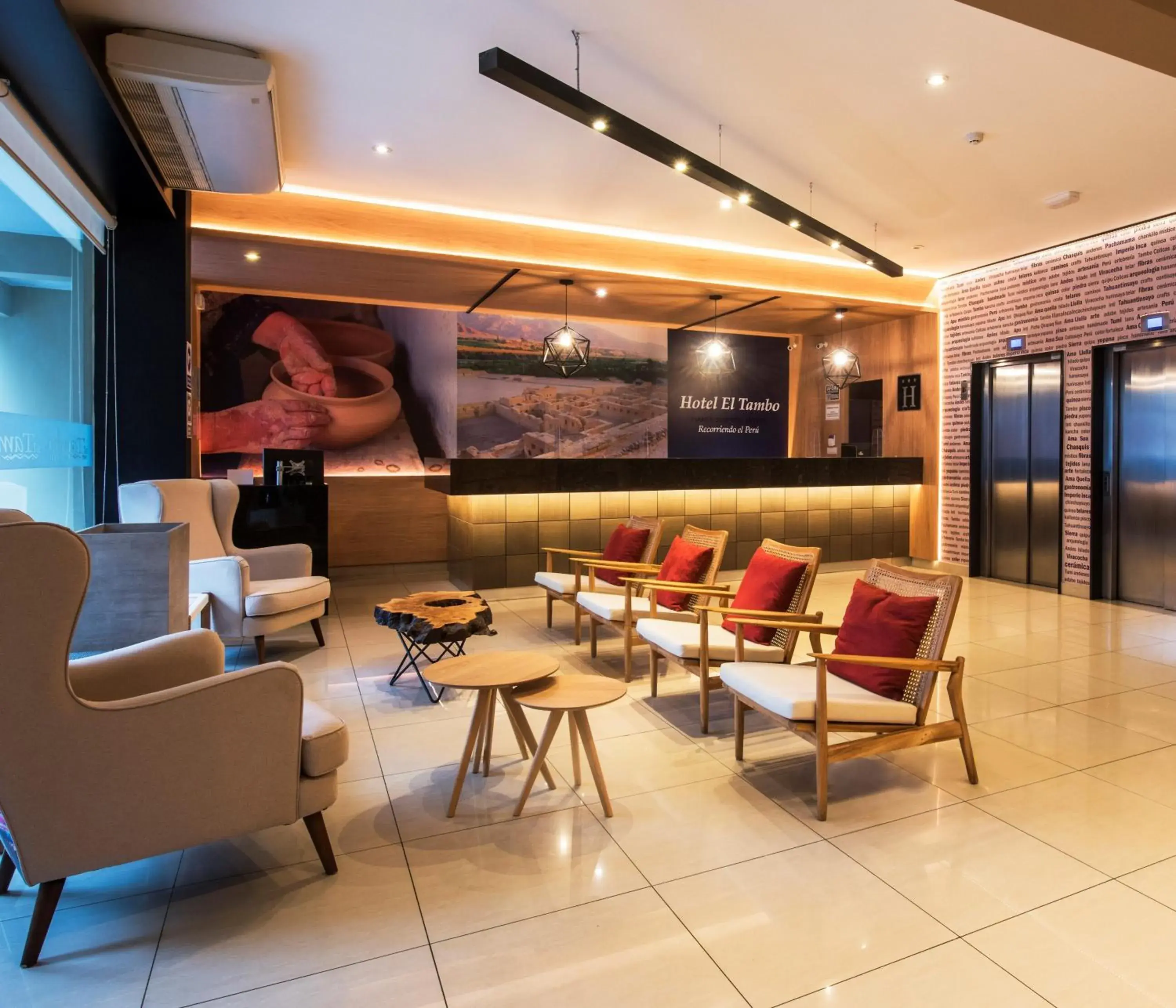 Lobby or reception in Hotel El Tambo 2 Lobby or reception in Hotel El Tambo 2