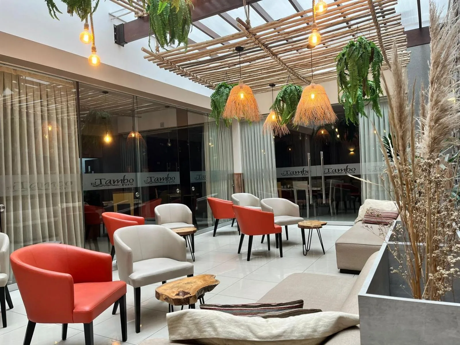 Living room in Hotel El Tambo 2