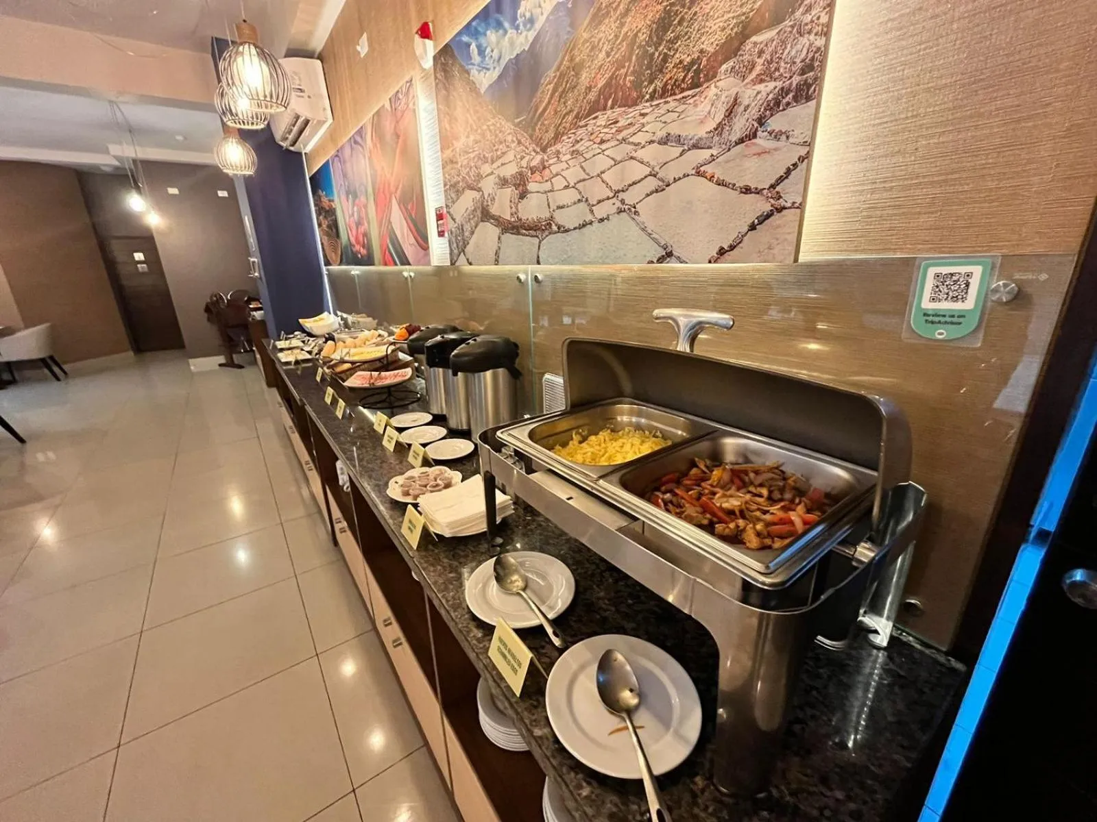 Food and drinks in Hotel El Tambo 2