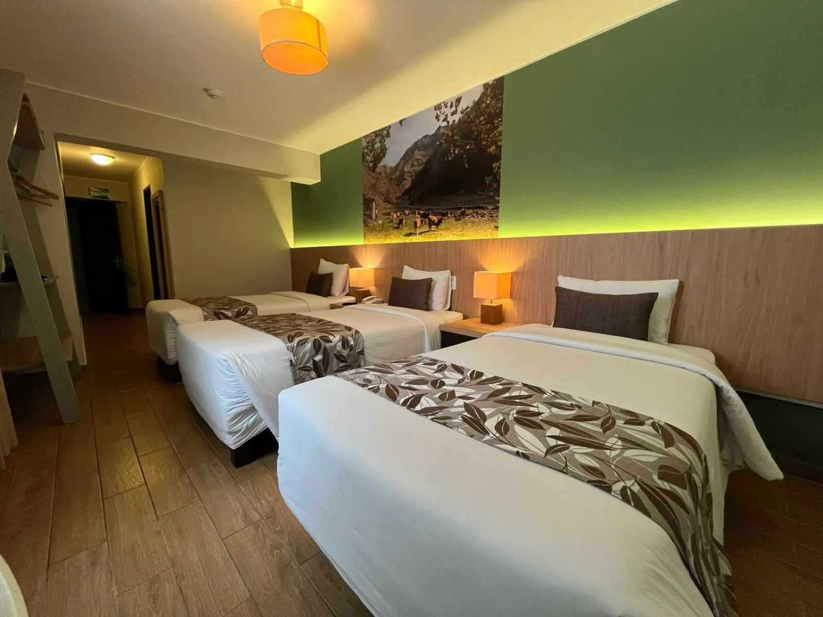 Bedroom, Bed in Hotel El Tambo 2