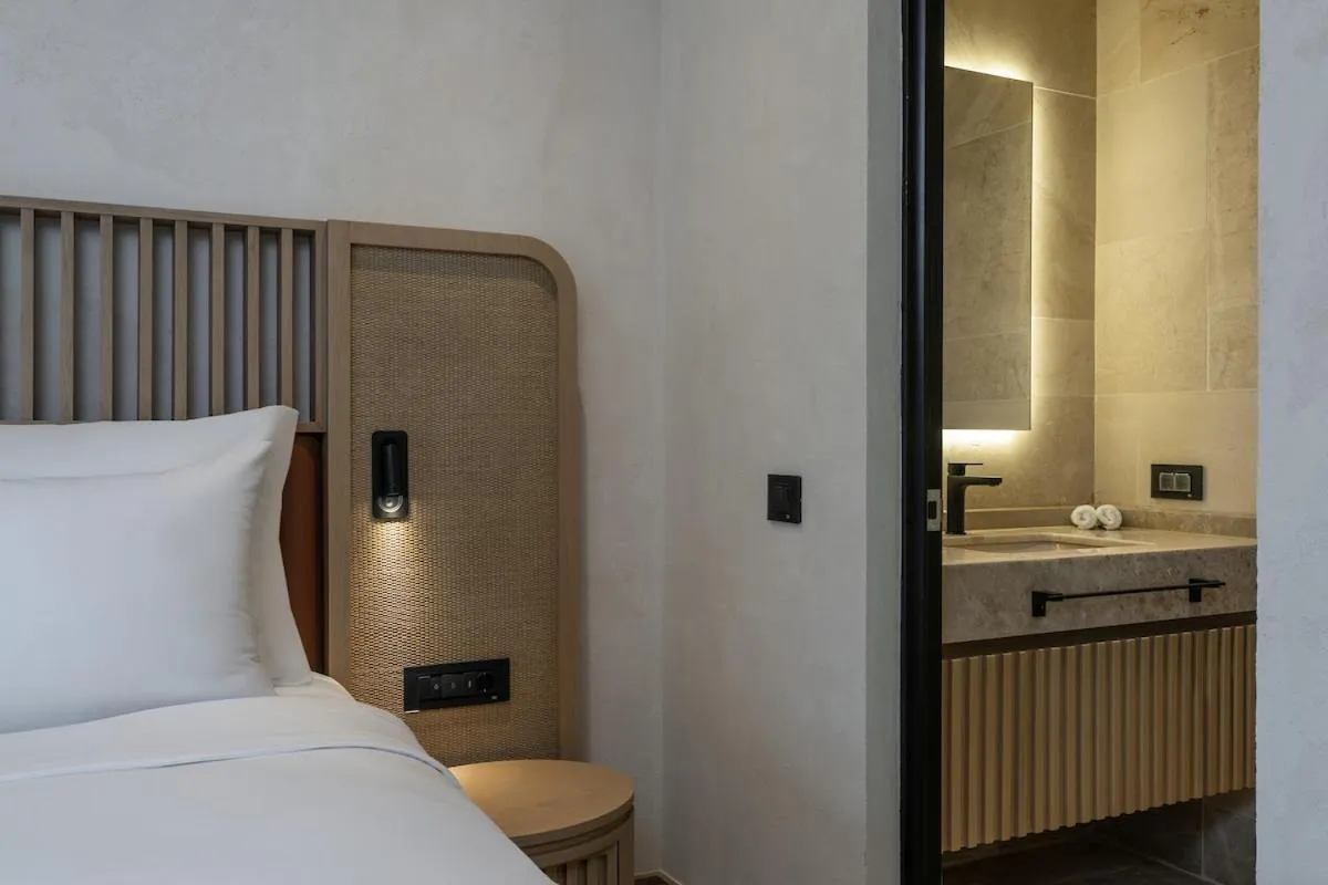 Photo of the whole room, Bed in Radisson Blu Hotel, Kas