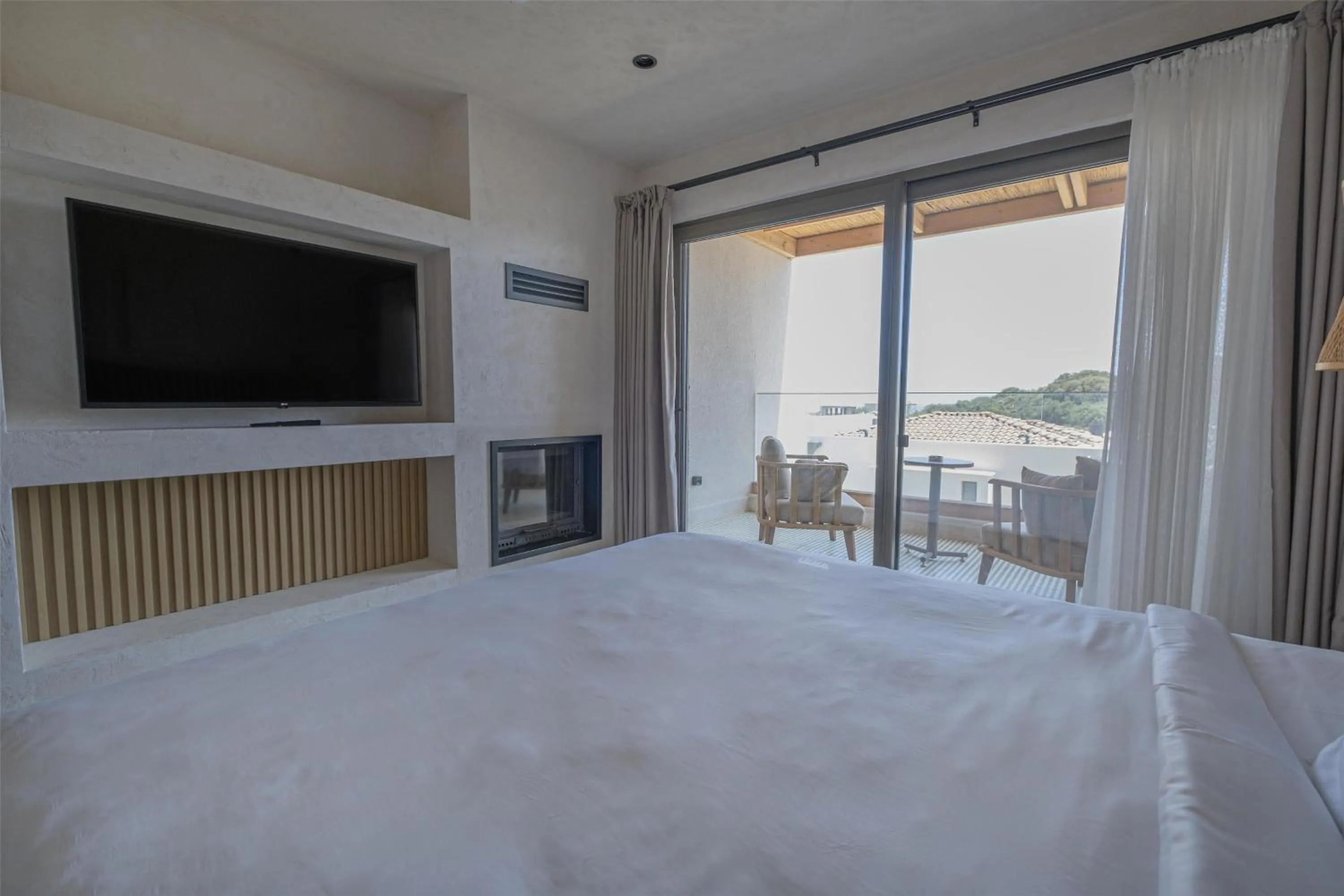 Bedroom, Bed in Radisson Blu Hotel, Kas