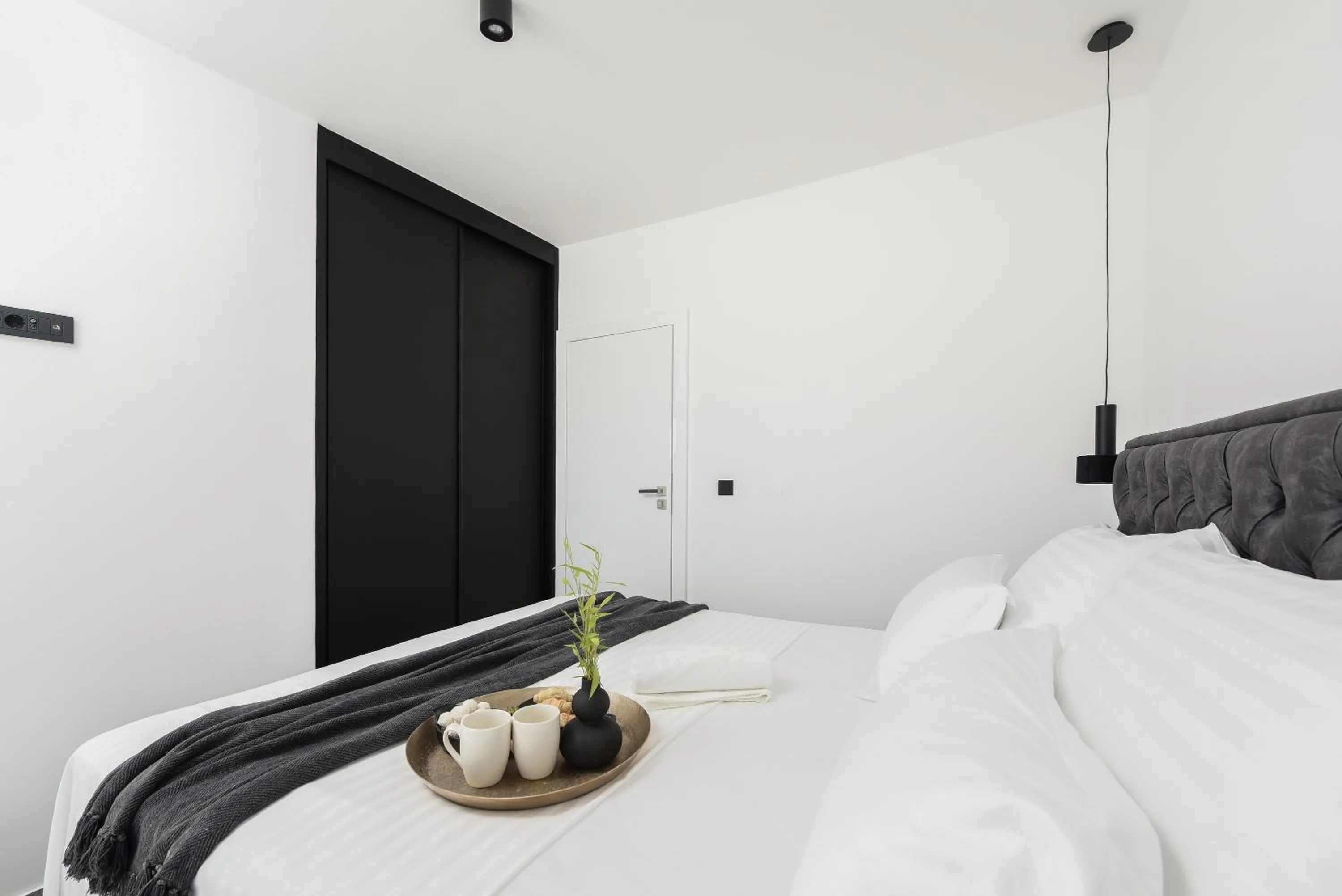 Bed in Luxury apartment N