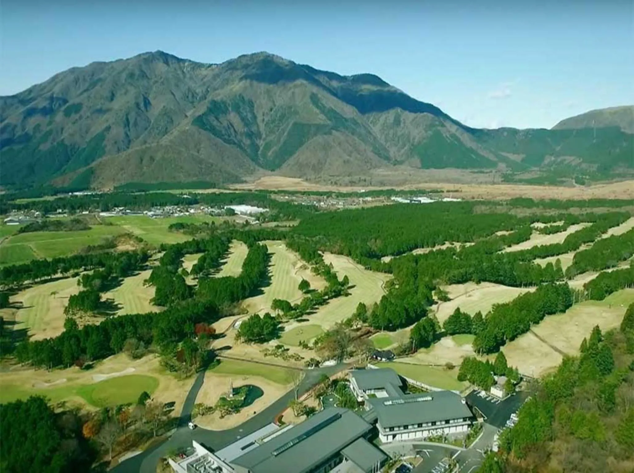 Golfcourse in APA Hotel Fujichuo