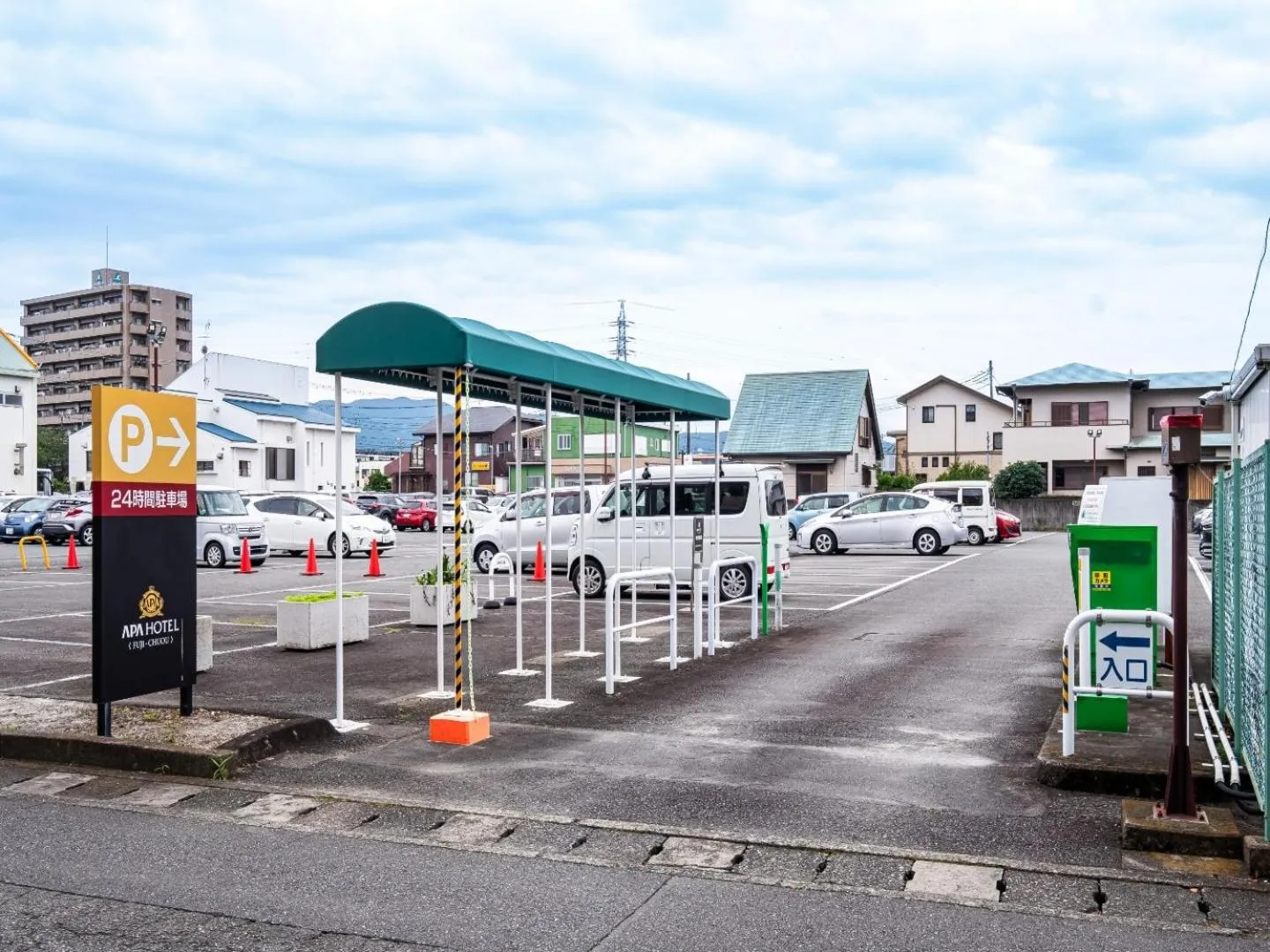 Parking in APA Hotel Fujichuo