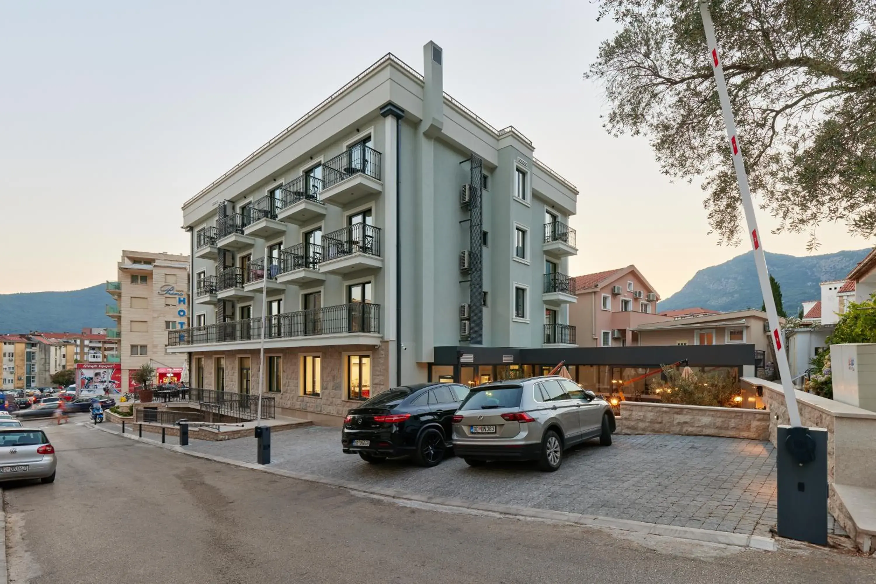 Property building in Hotel Diplomat by Aycon Property building in Hotel Diplomat by Aycon