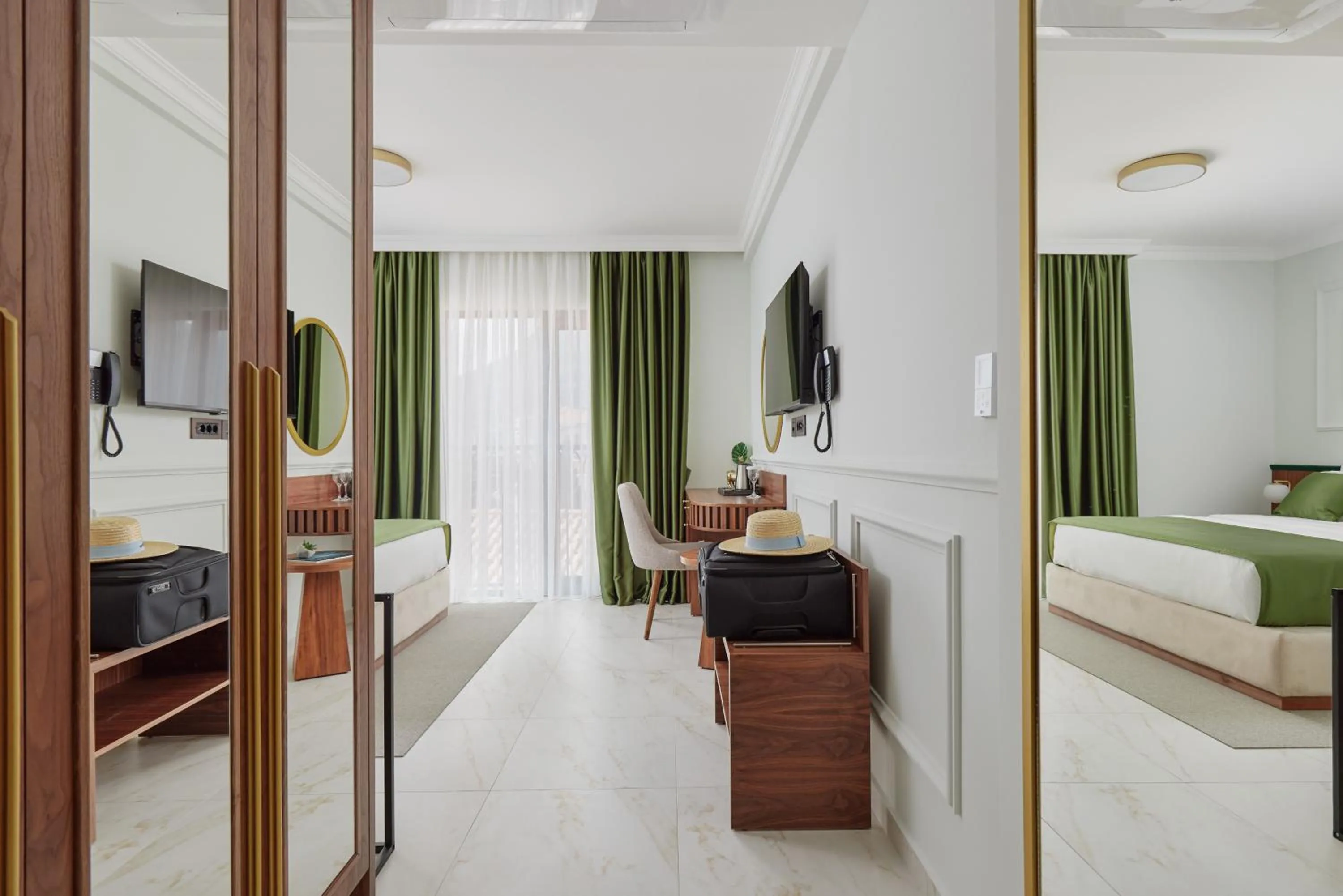 Photo of the whole room, Bed in Hotel Diplomat by Aycon