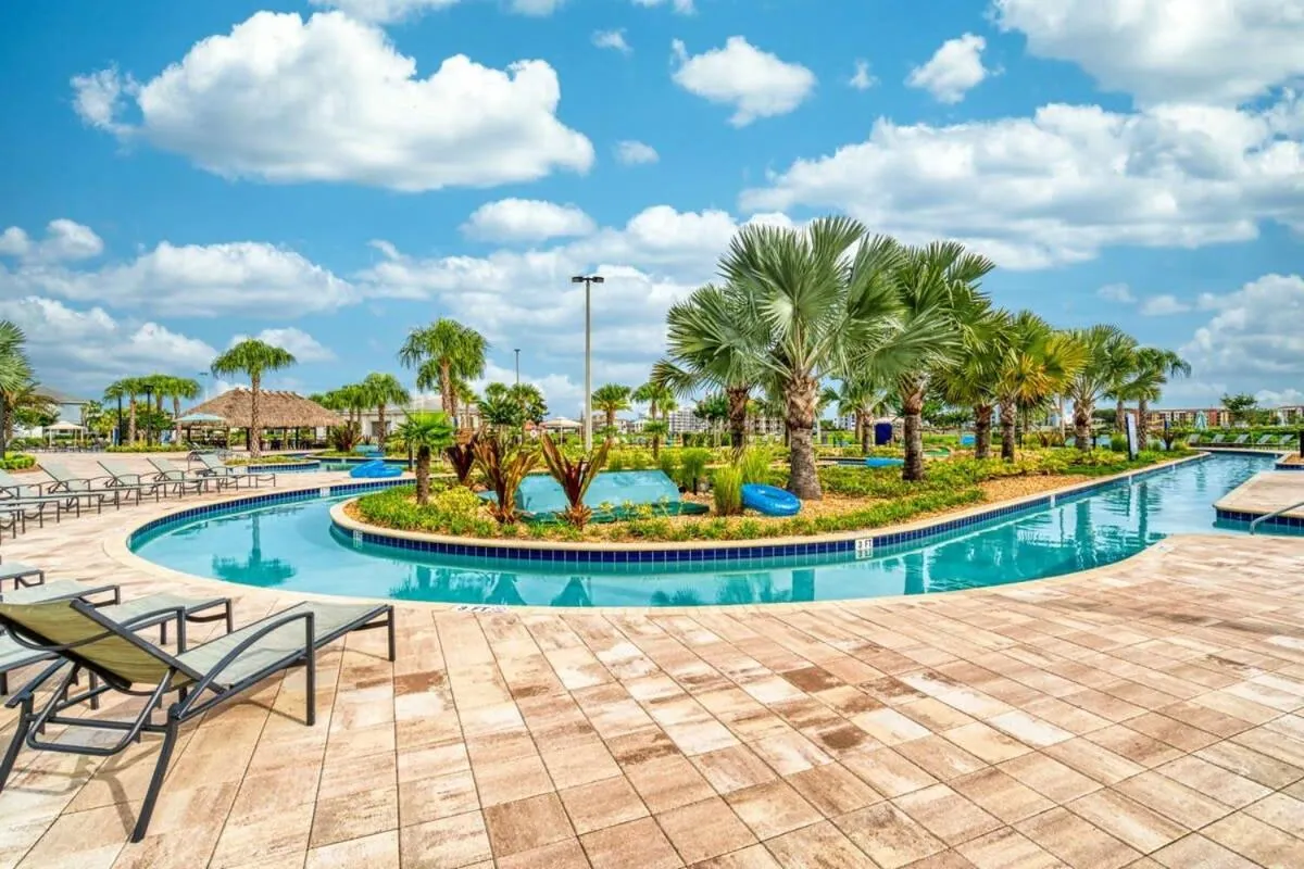 Relax in Style at this Spacious 4-Bedroom Villa