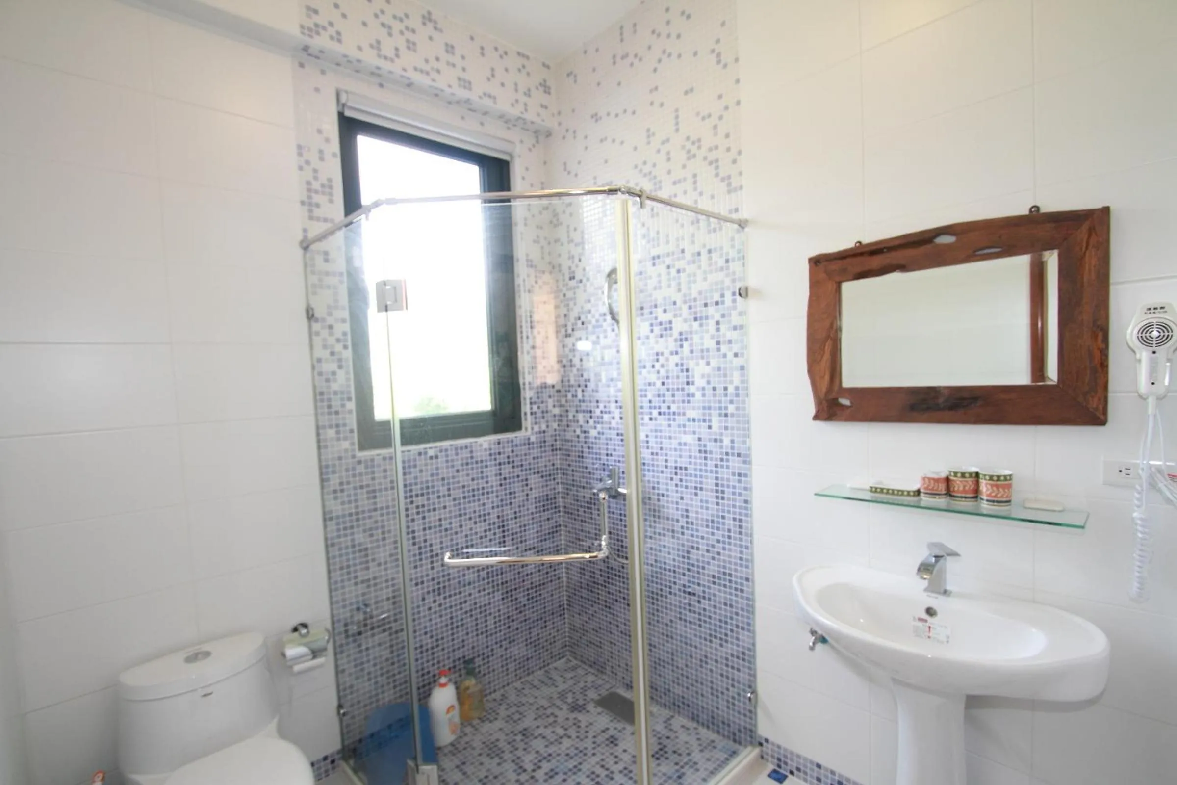 Bathroom in Mandheling B&B