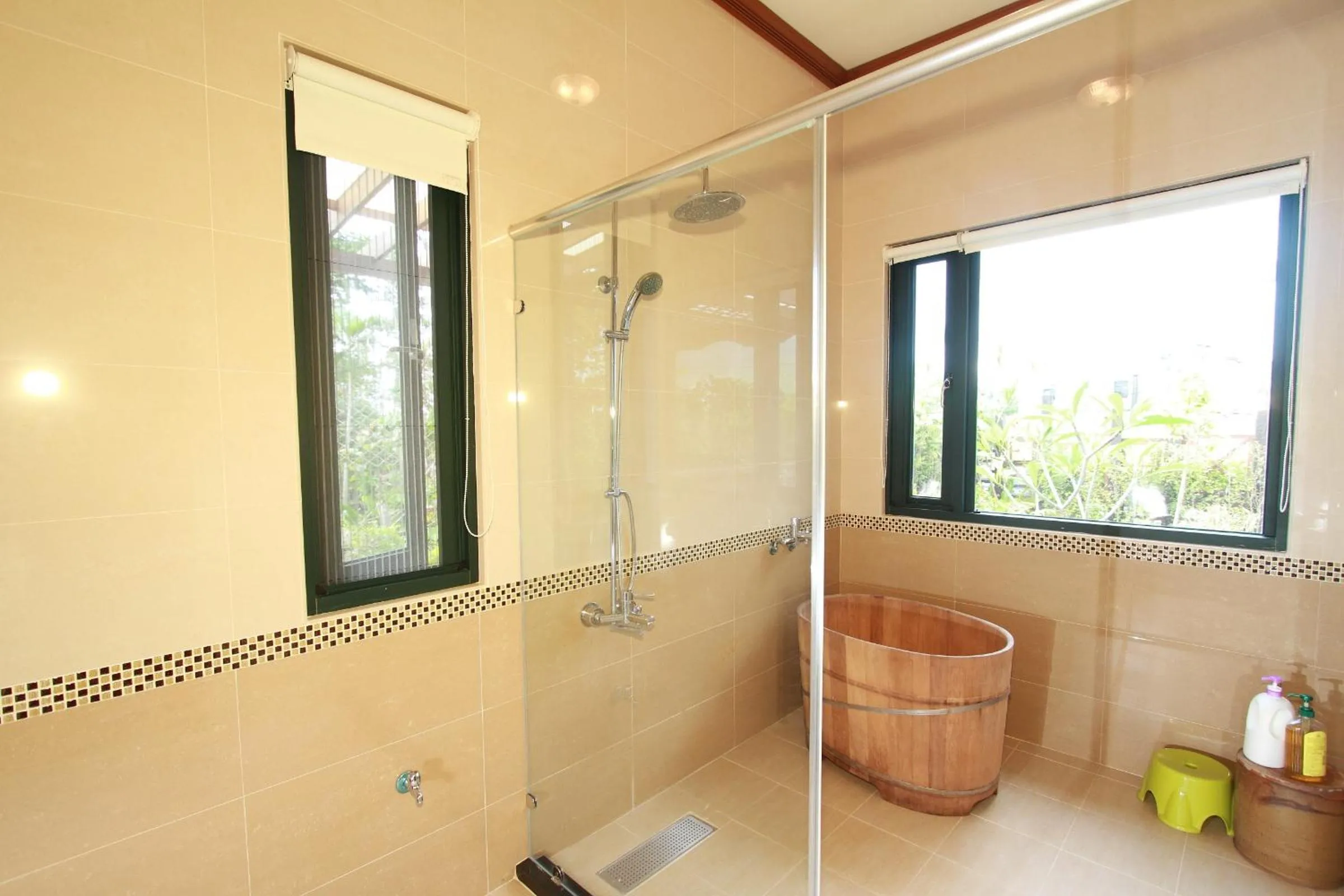Bathroom in Mandheling B&B