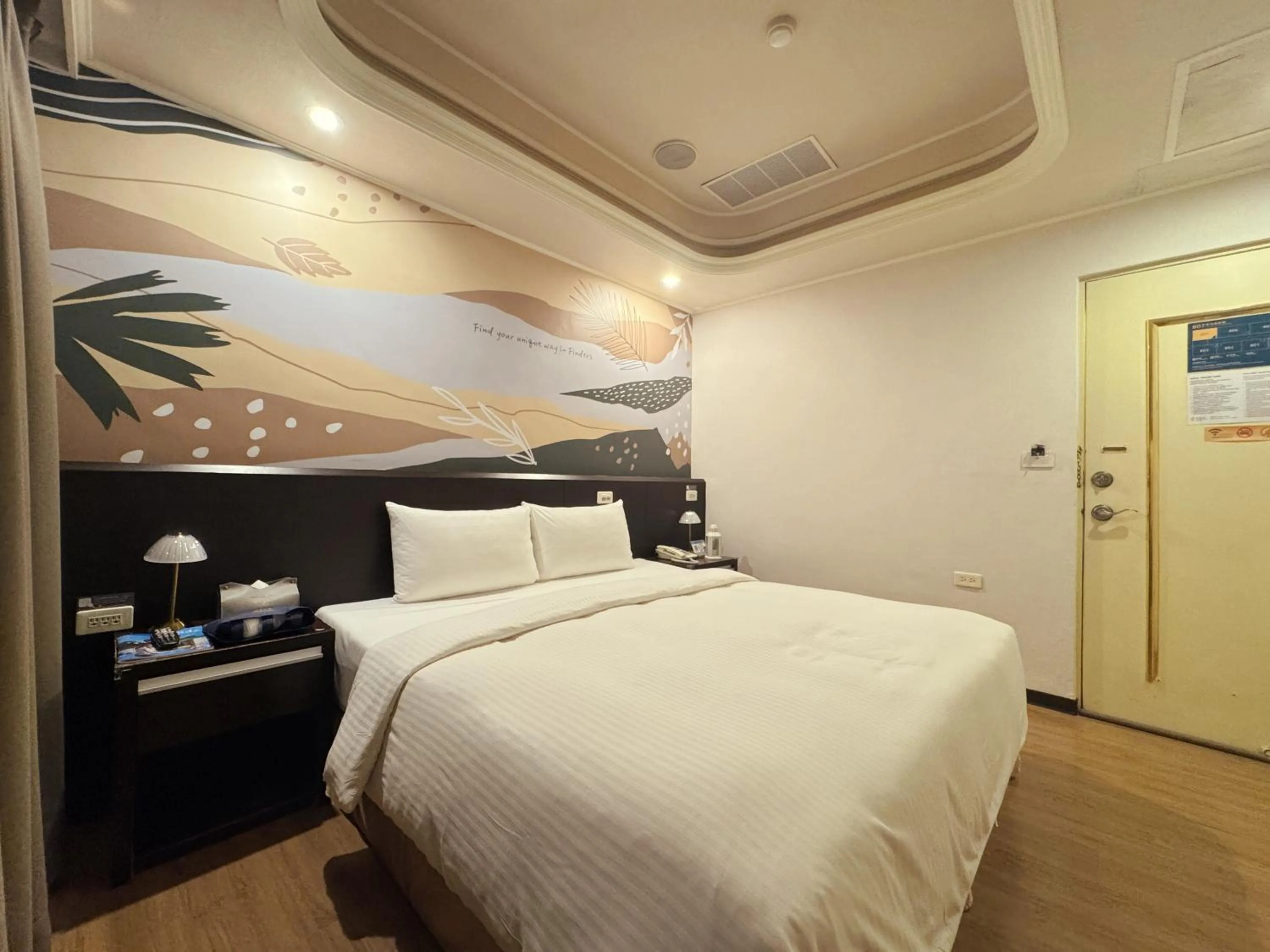 Photo of the whole room, Bed in Finders Hotel Hualien Station