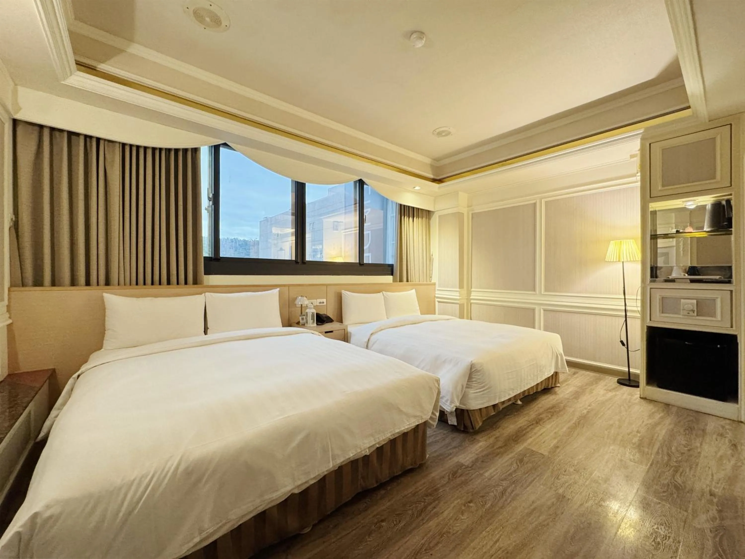 Photo of the whole room, Bed in Finders Hotel Hualien Station