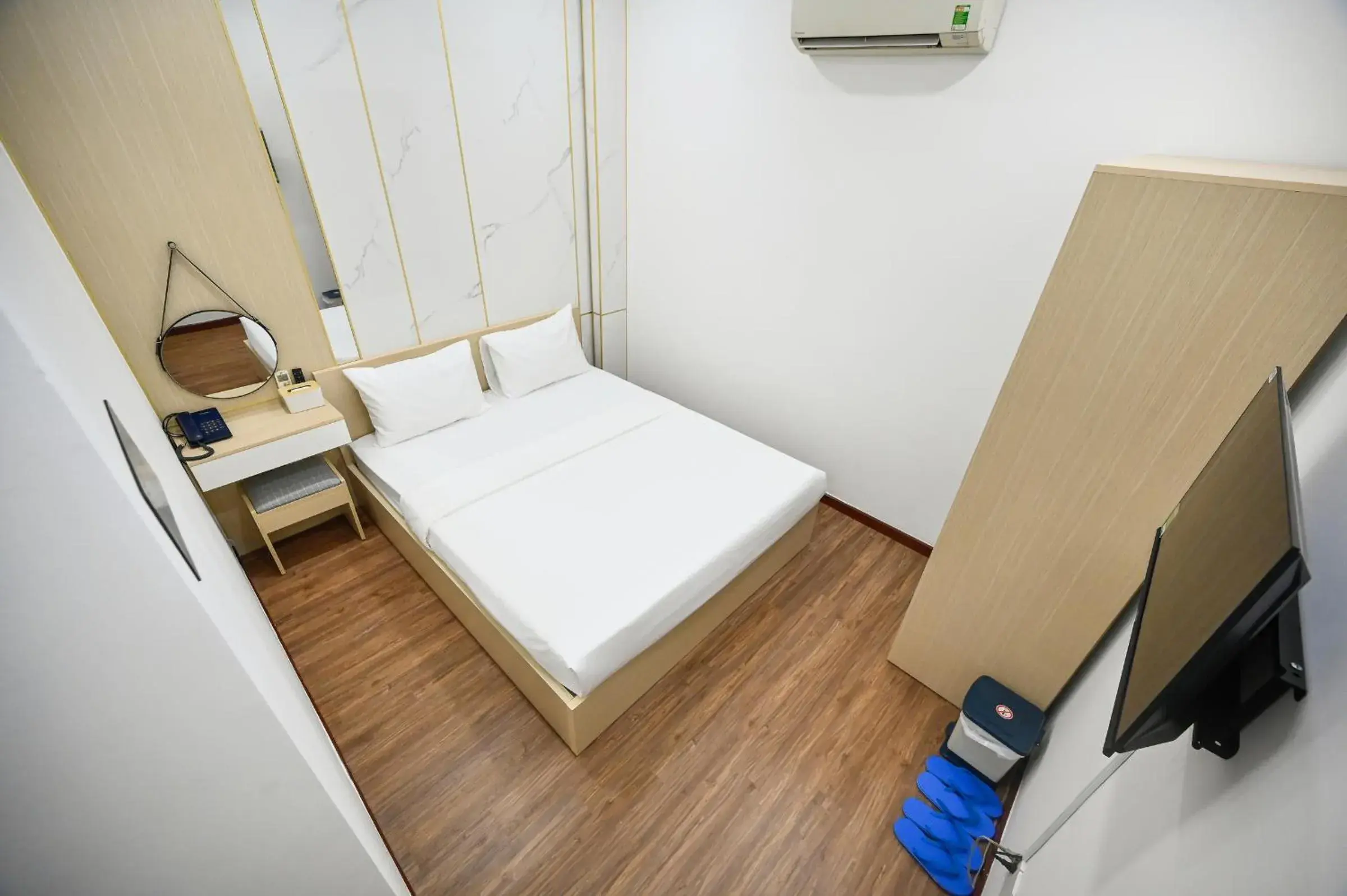 Standard Double Room in Sunrise Airport Hotel Standard Double Room in Sunrise Airport Hotel