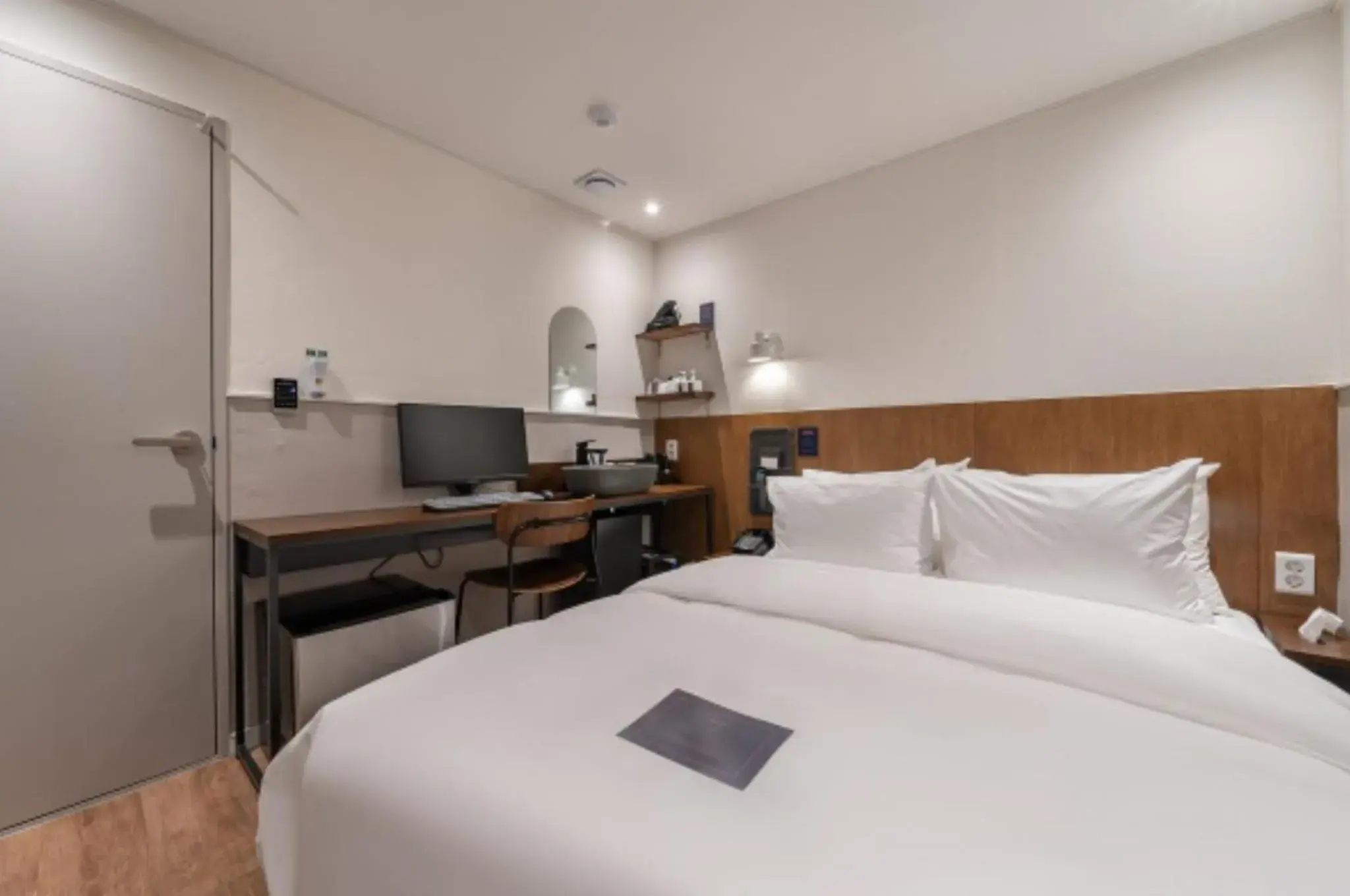 Bed in Just Stay Hotel Bed in Just Stay Hotel