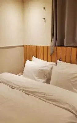 Bed in Just Stay Hotel Bed in Just Stay Hotel