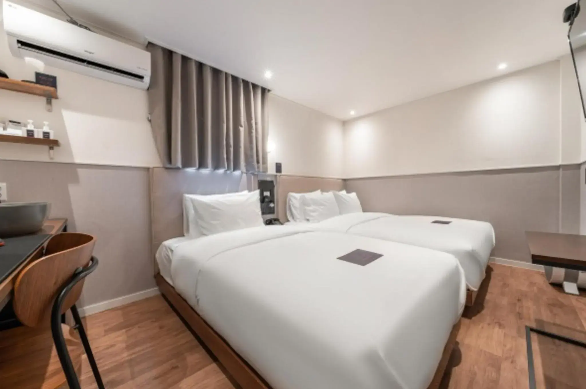 Bed in Just Stay Hotel Bed in Just Stay Hotel