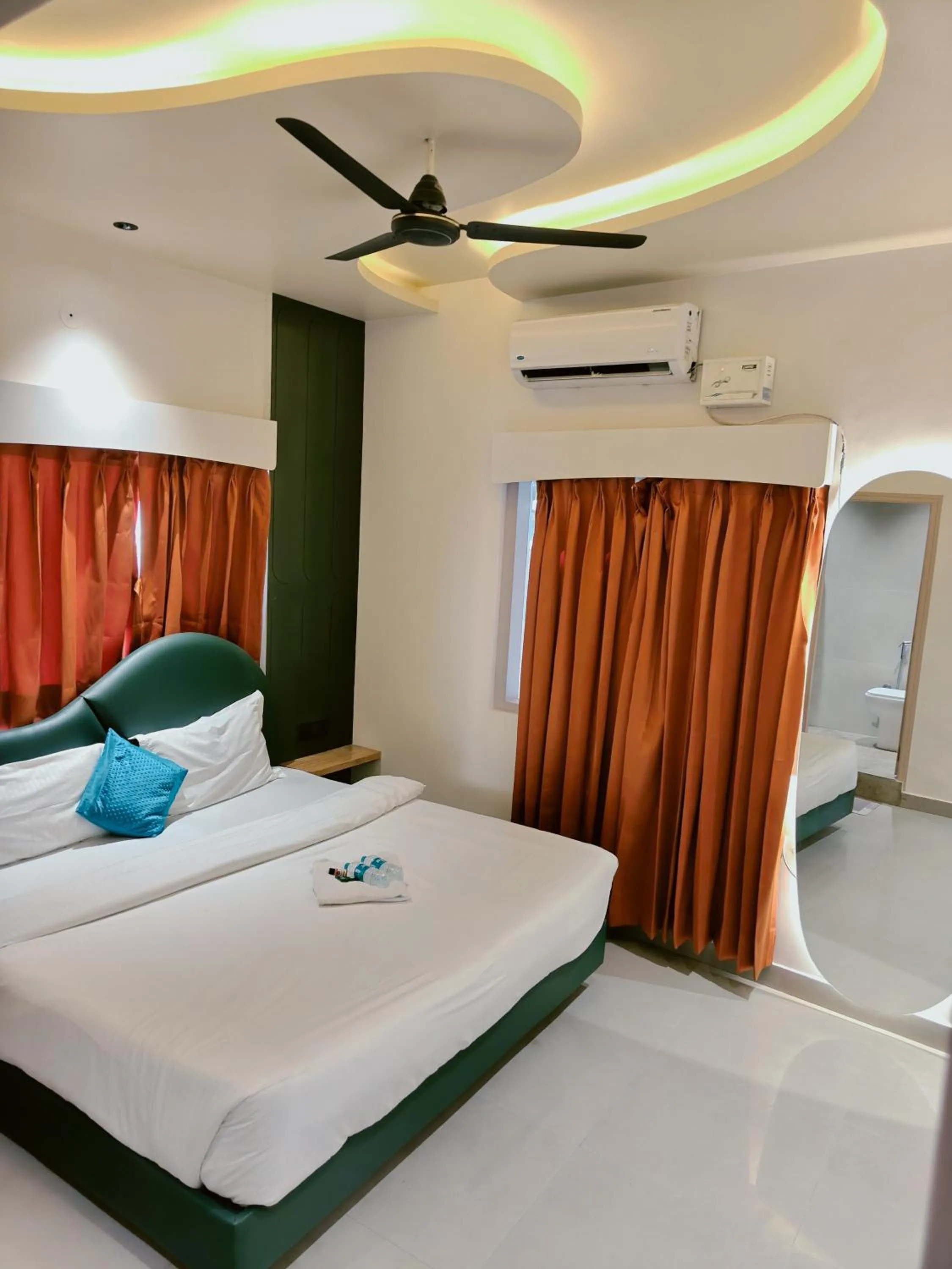 Bed in Spontrail Hostel