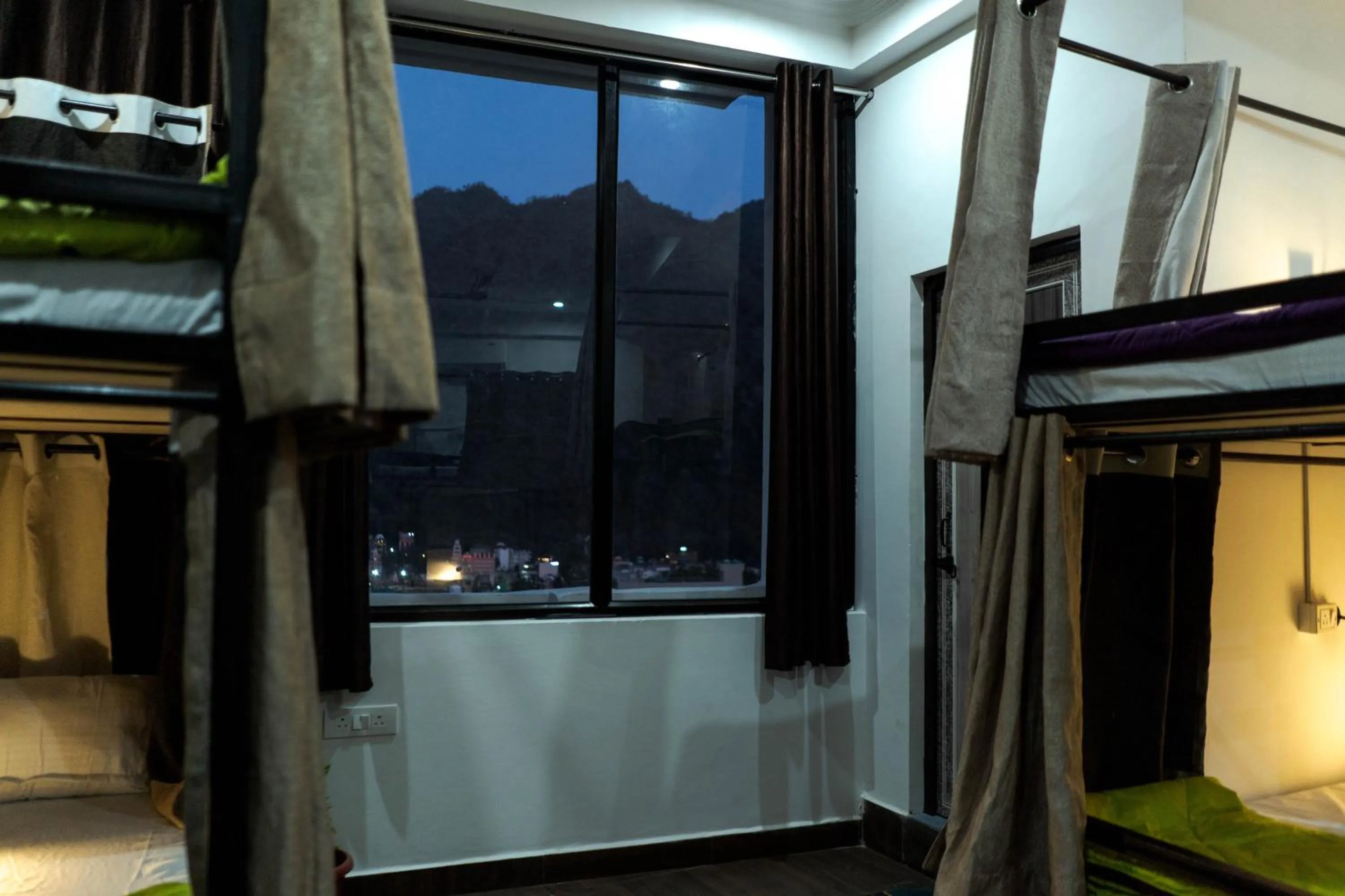 Bed in Spontrail Hostel