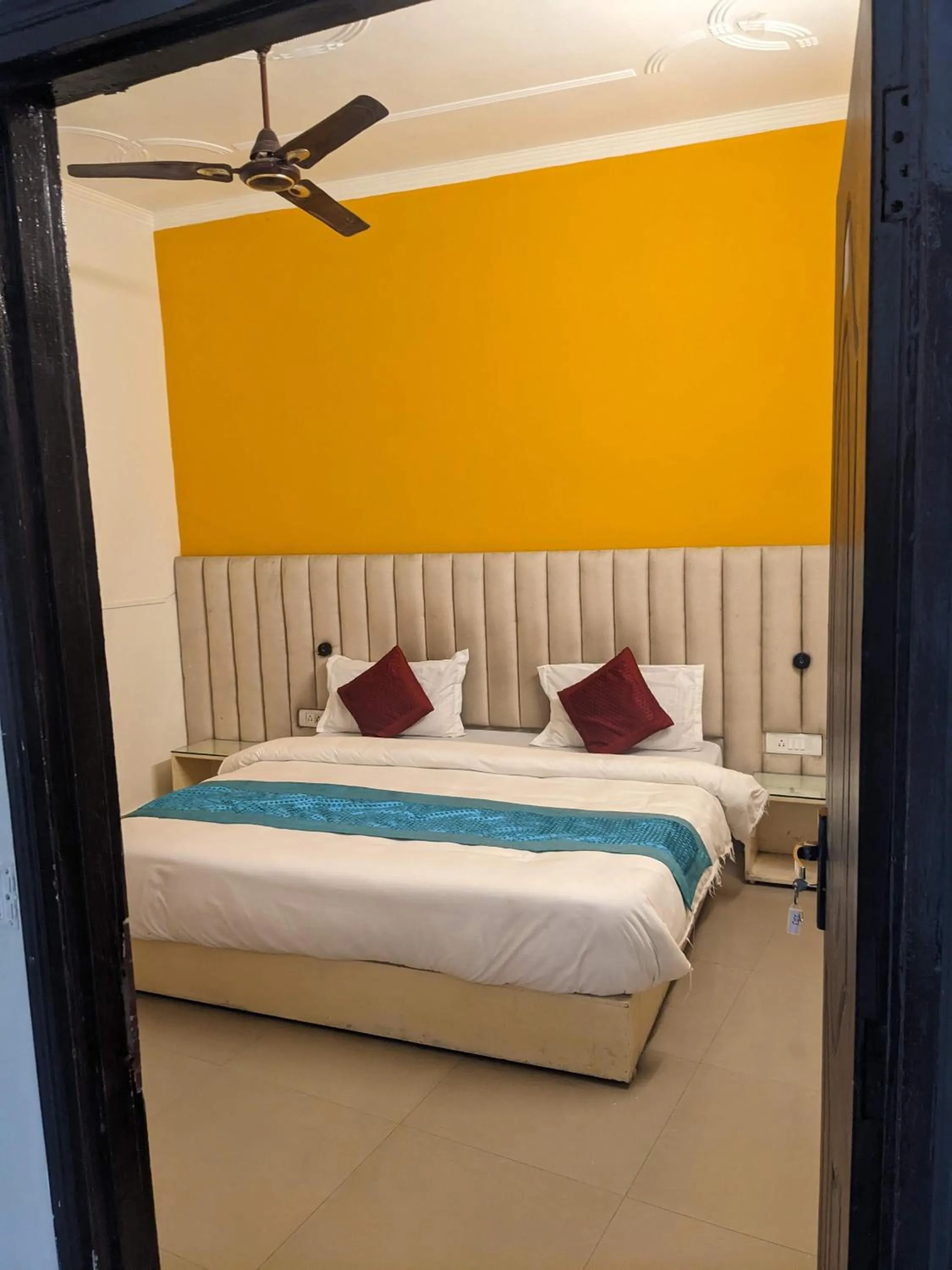 Bed in Spontrail Hostel