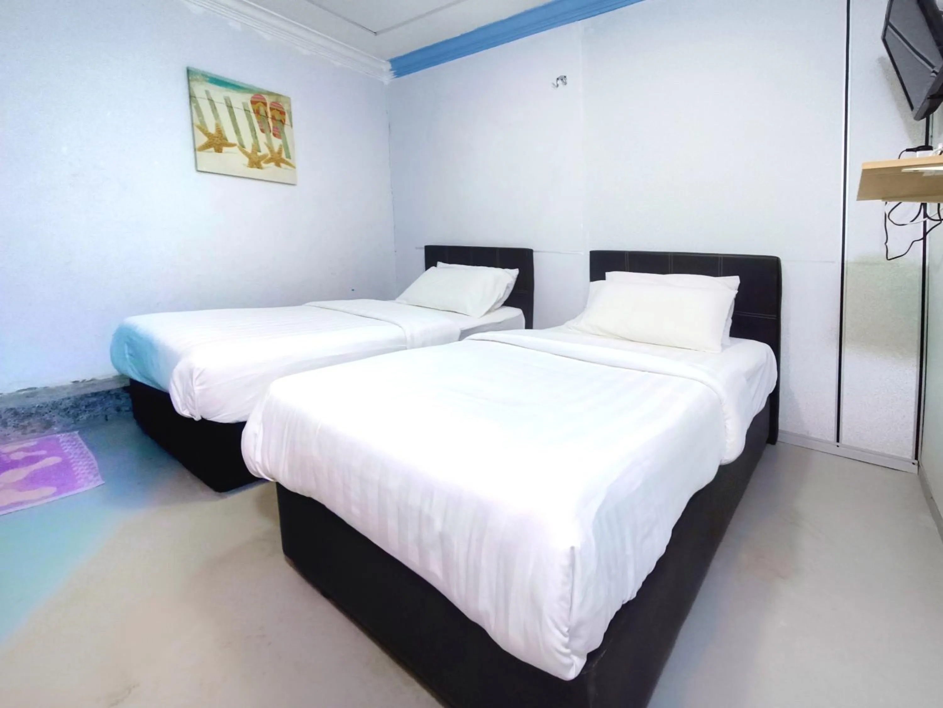 Bed in Pen'U Cottages by RVH