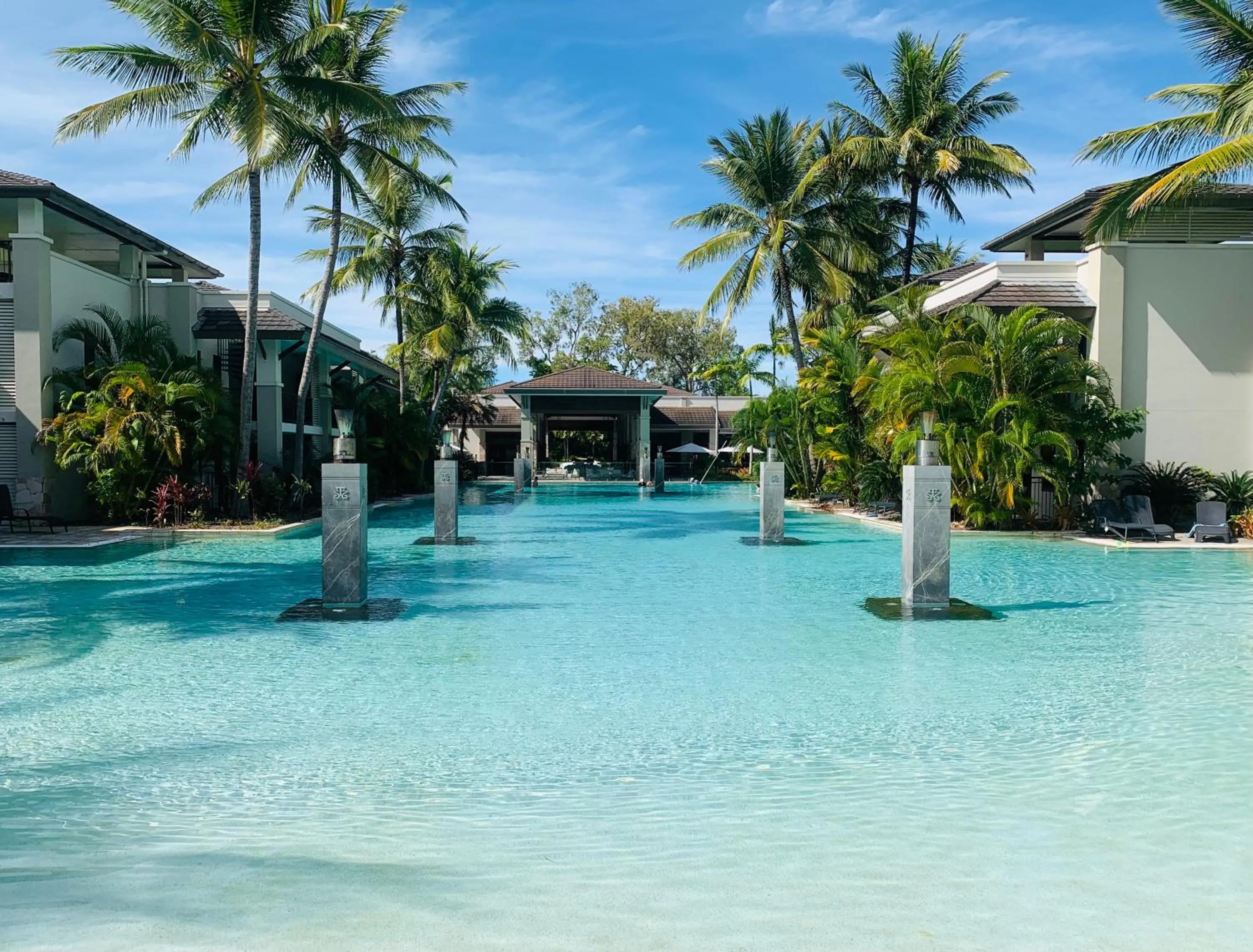 Tropical Retreat - Poolside Swimout King Suite - Ground Floor - Sea Temple Resort & Spa Port Douglas