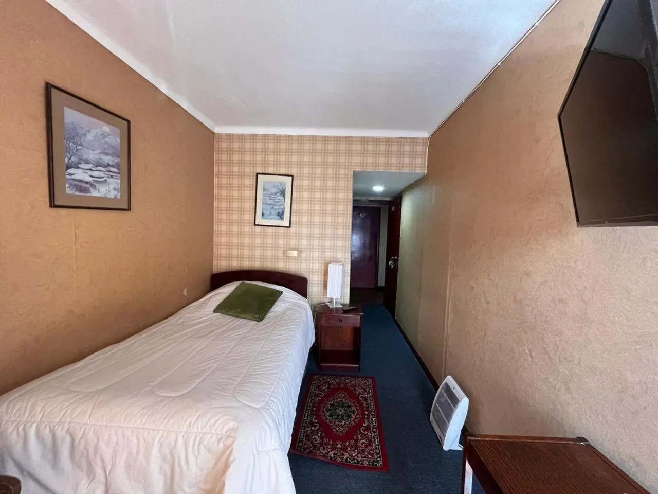 Bed in NEW HOTEL CRUZ DEL SUR