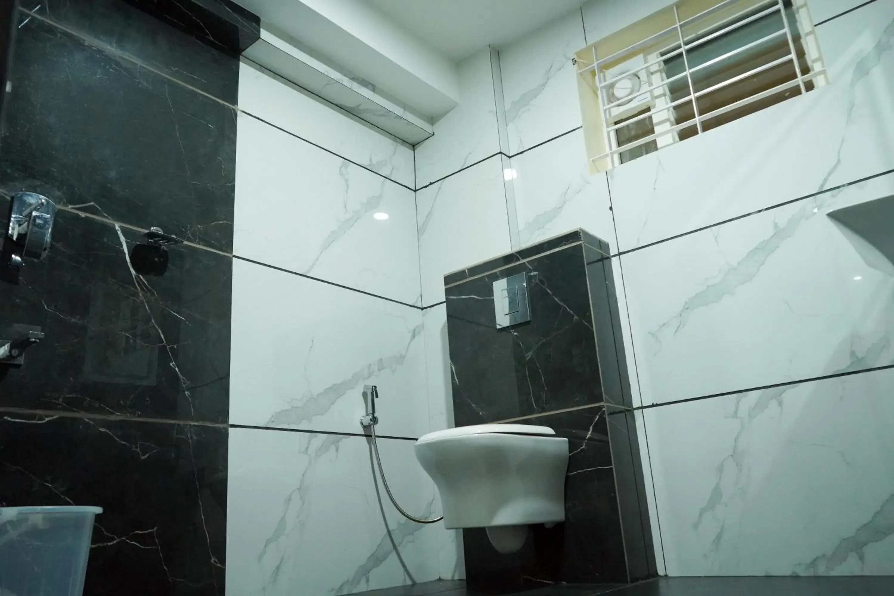 Deluxe Quadruple Room in HOTEL NIVETHA INN Deluxe Quadruple Room in HOTEL NIVETHA INN