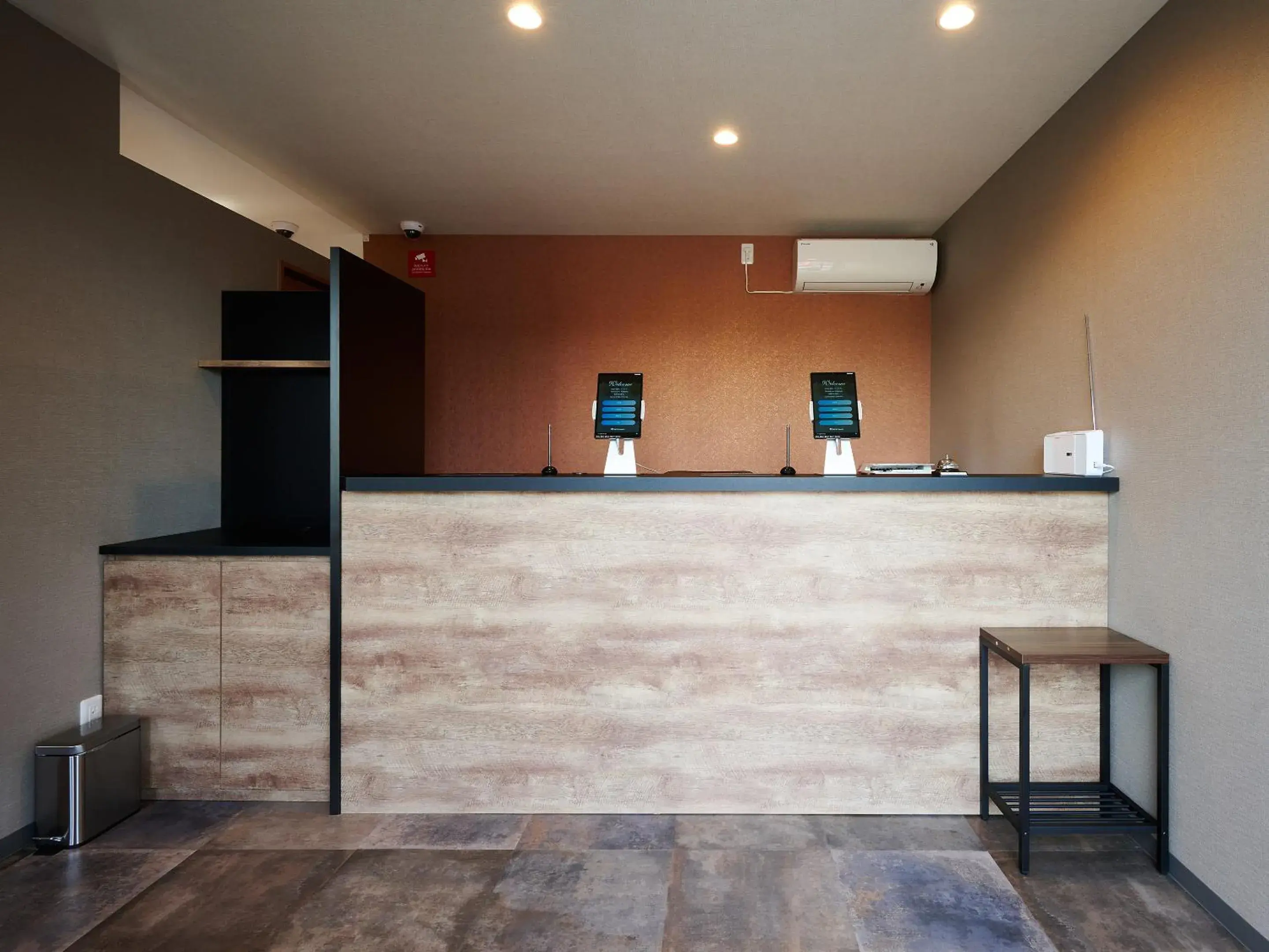 Lobby or reception in HOTEL R9 The Yard Tsu Lobby or reception in HOTEL R9 The Yard Tsu