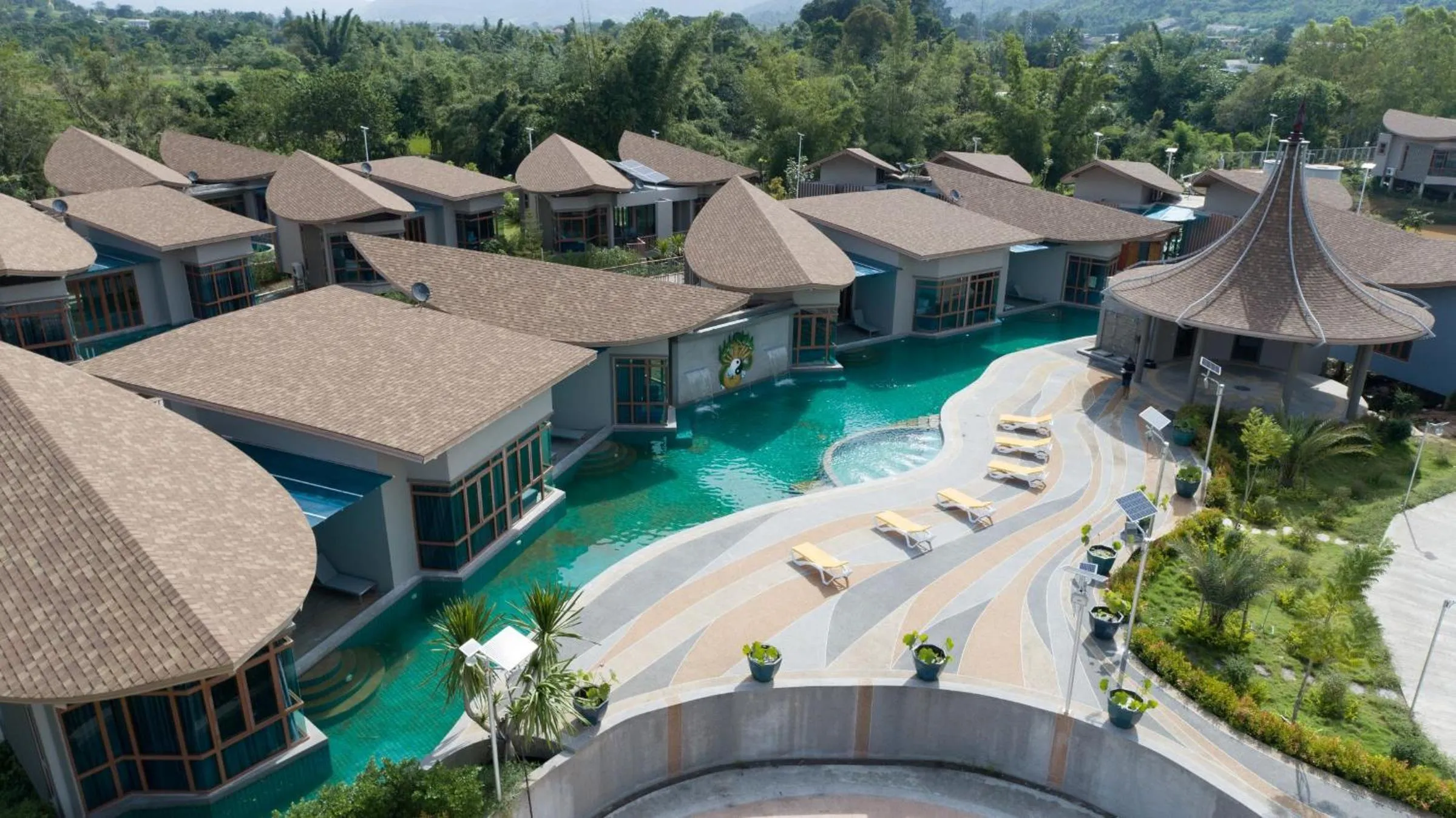Nakaburi Sanctuary Resort&Spa