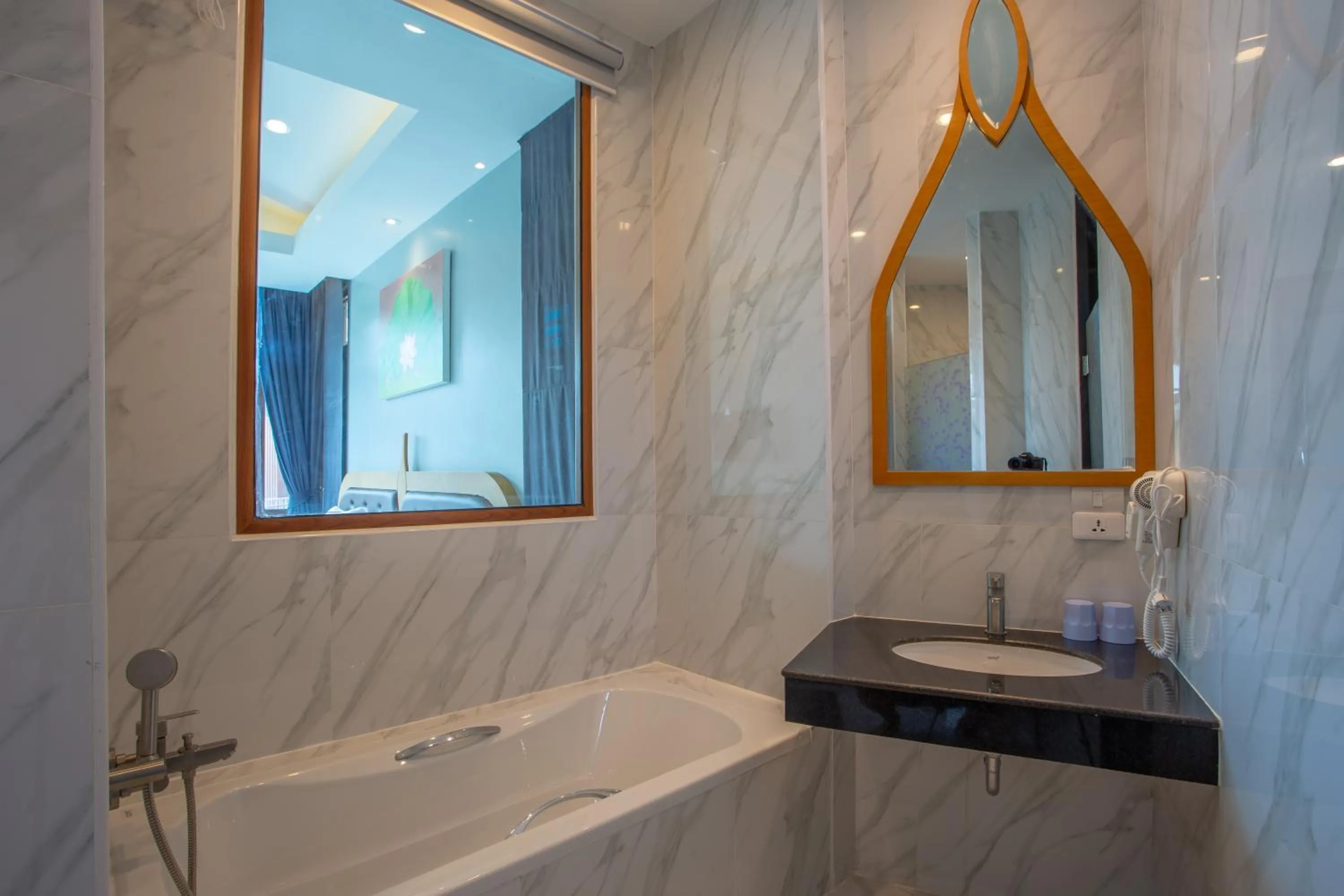 Nakaburi Sanctuary Resort&Spa