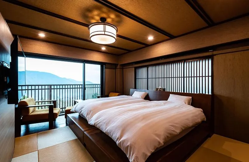Bed in Hakone Kyuan